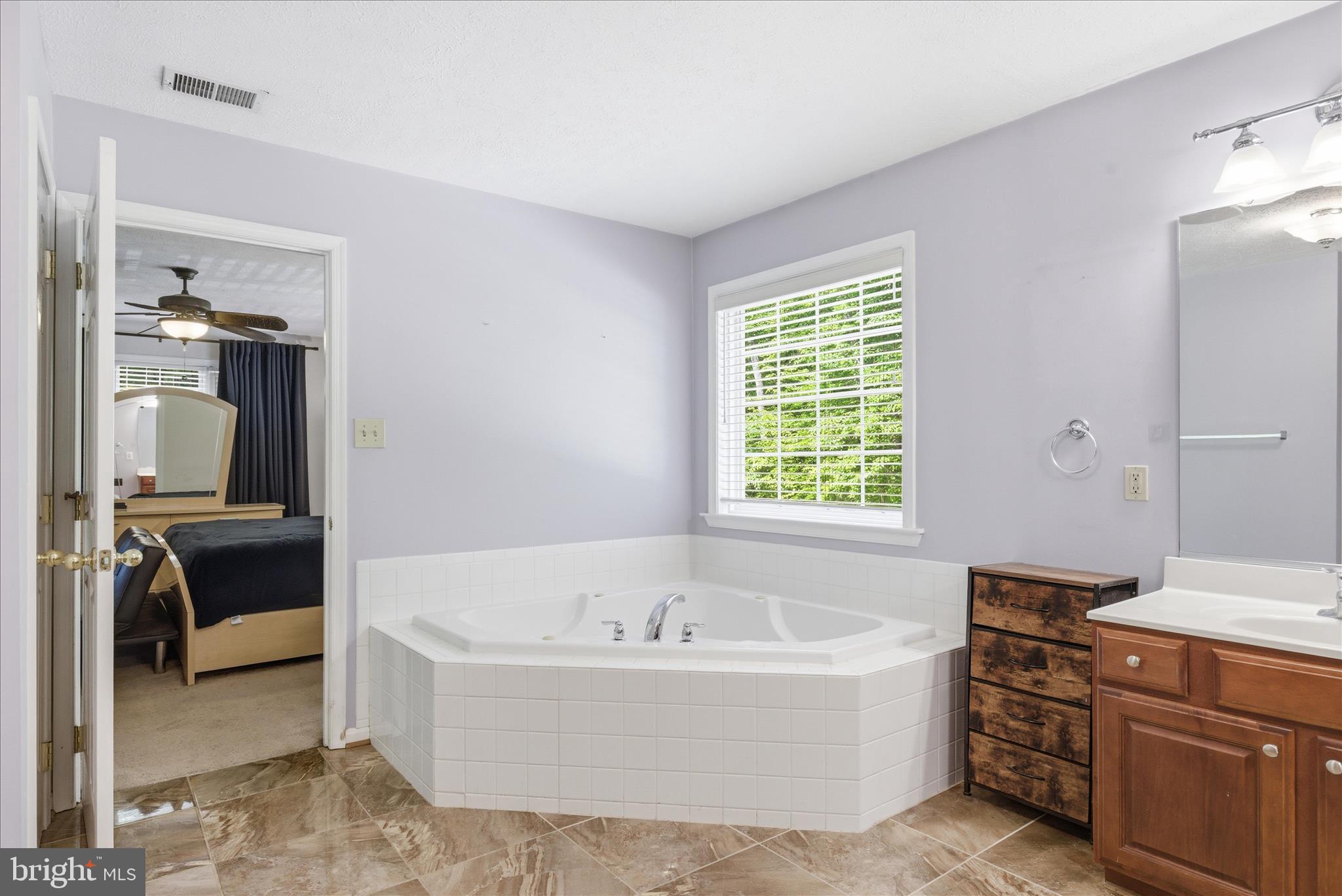 MAPLE BROOKE - Residential