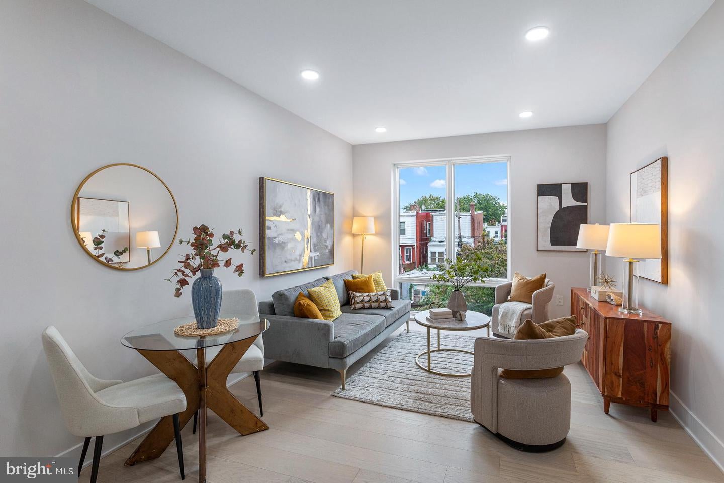 1516 EAST CAPITOL STREET NE 9