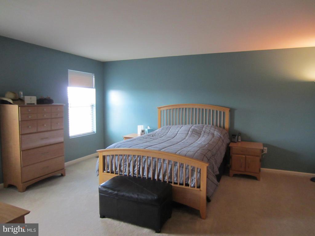 SWEETBRIAR CREEK - Residential