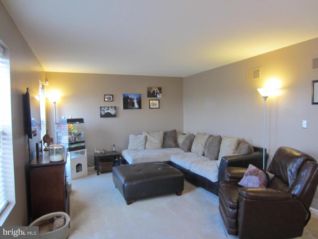 SWEETBRIAR CREEK - Residential