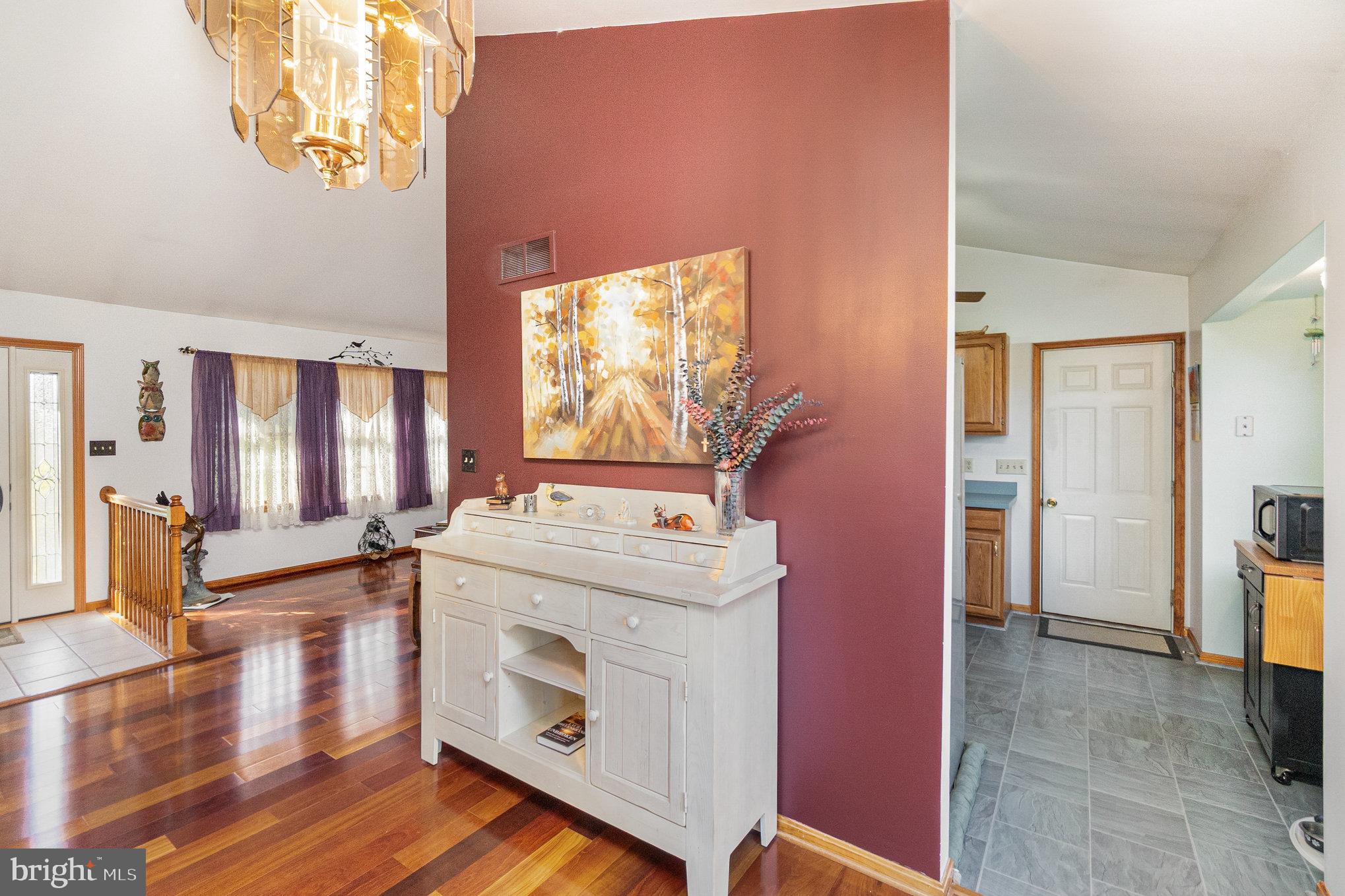 316 HITCHING POST DRIVE