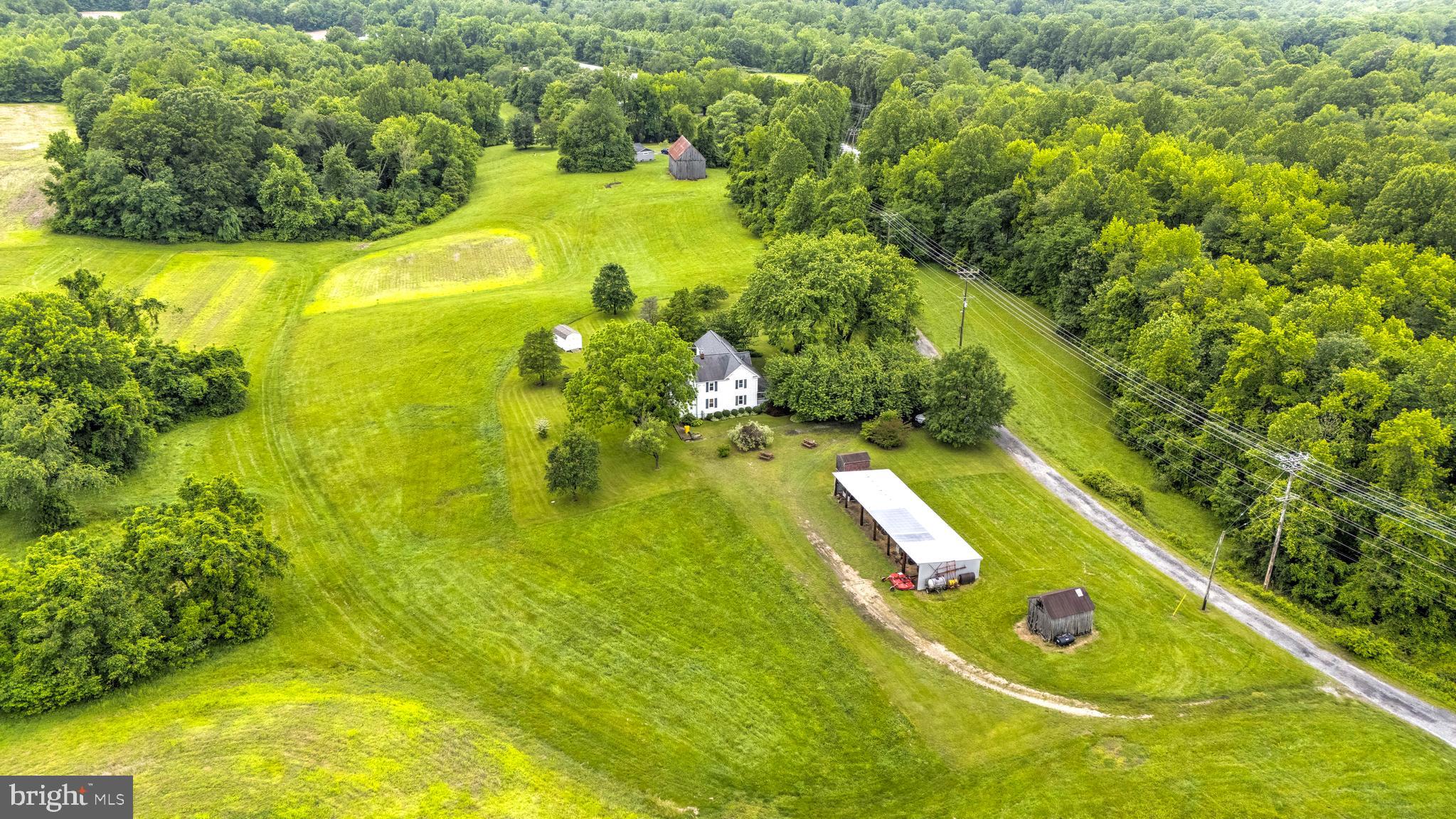 TRACYS LANDING - Residential