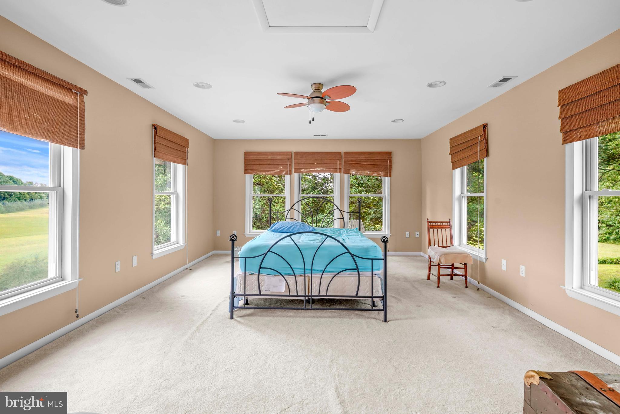 TRACYS LANDING - Residential