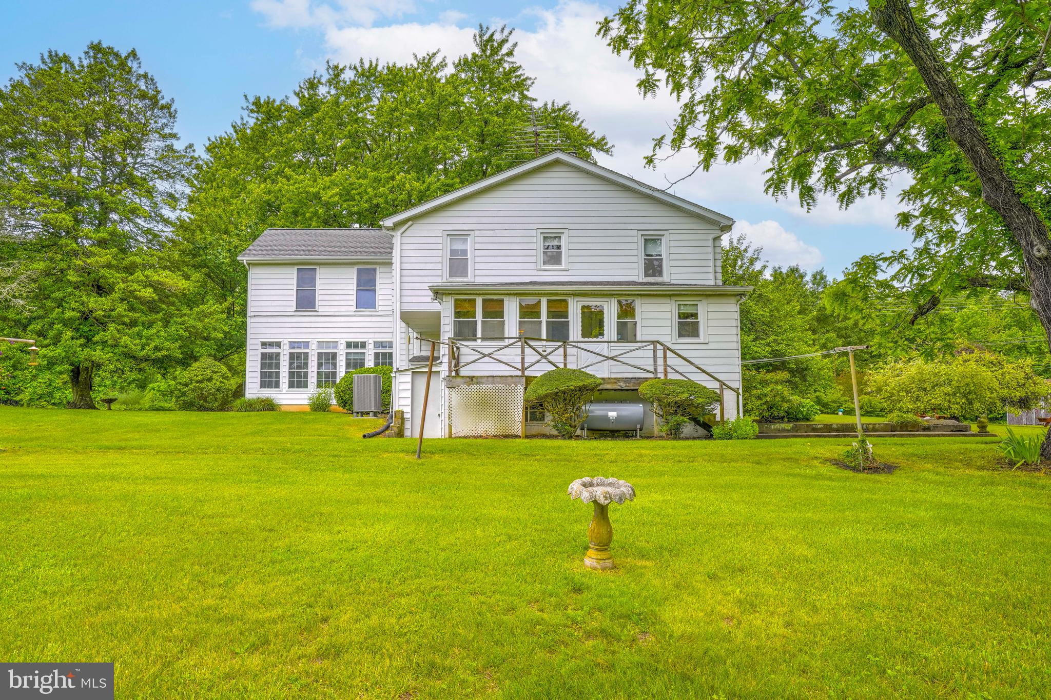 6007 SOLOMONS ISLAND ROAD
