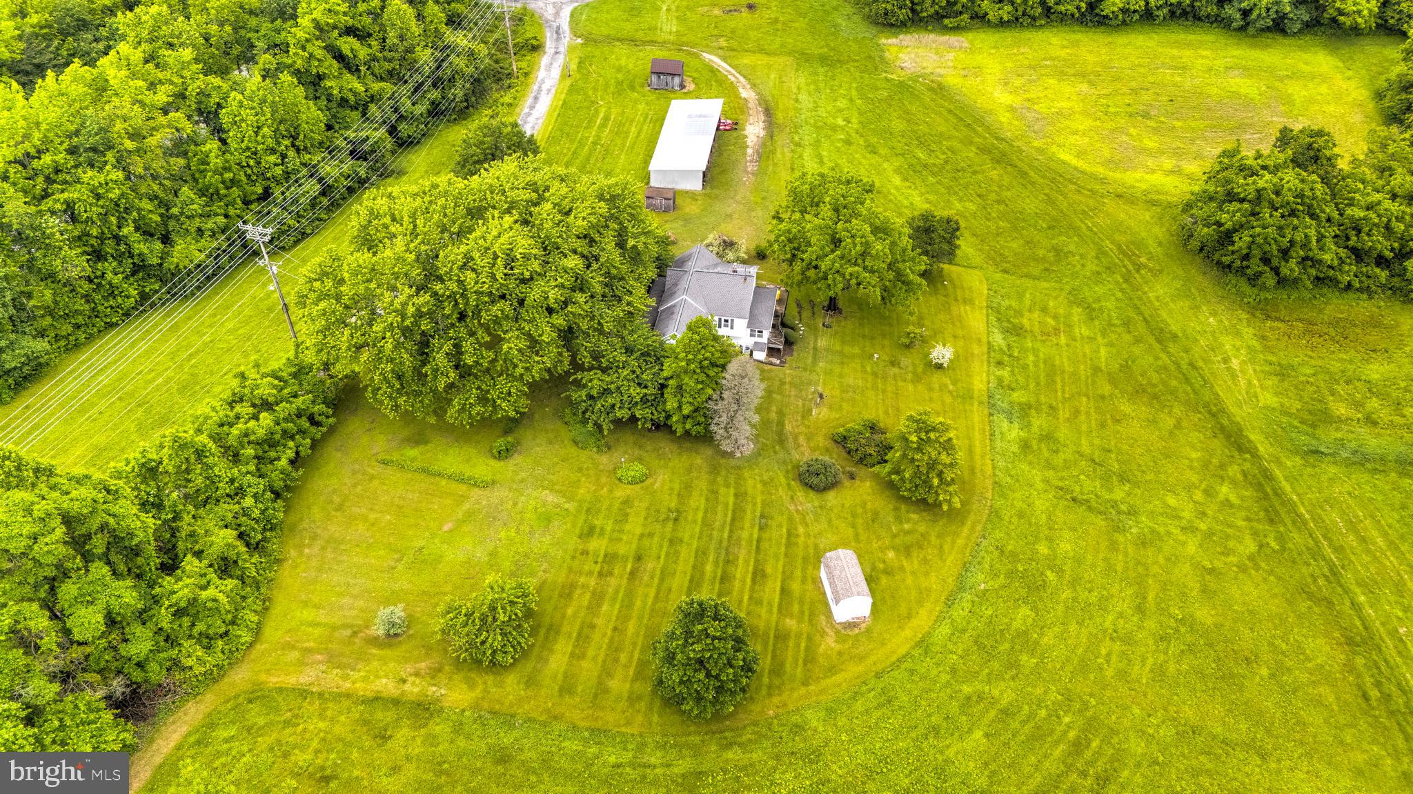 TRACYS LANDING - Residential