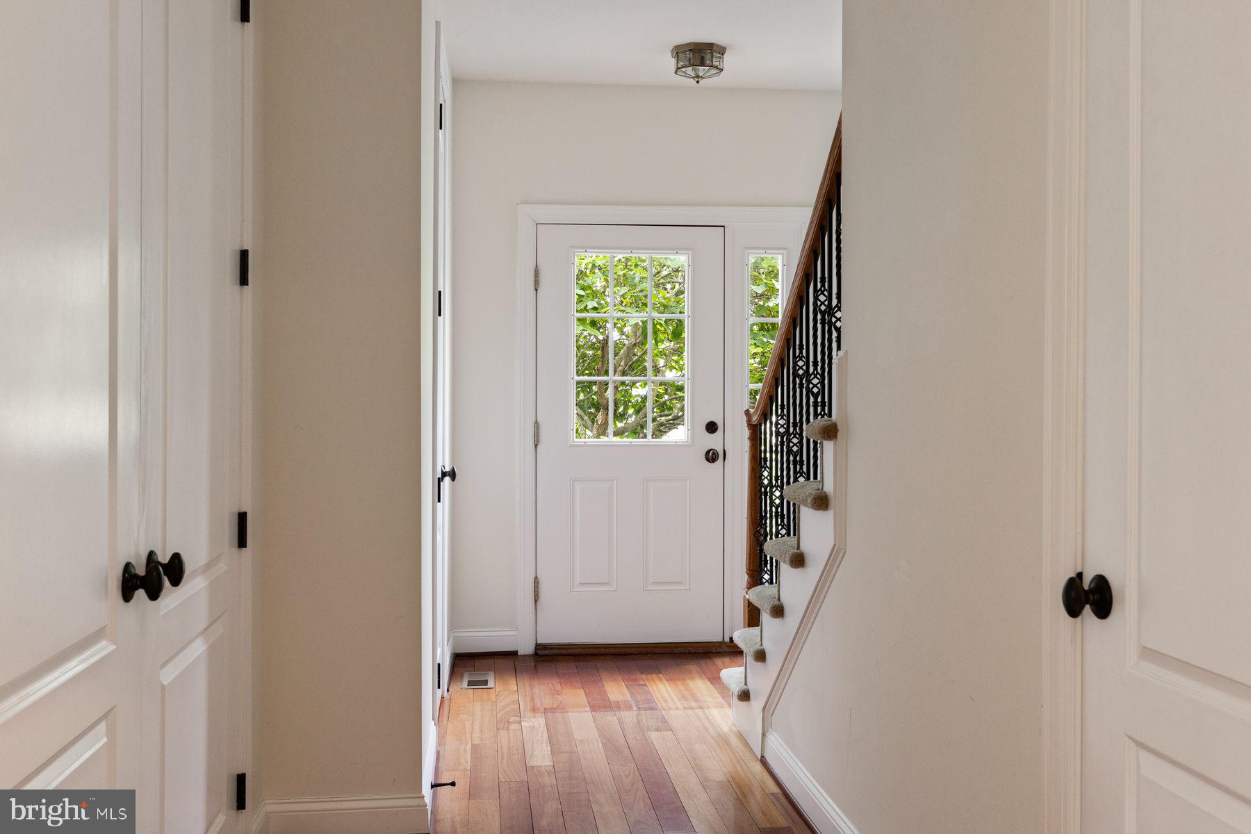 WHISPERING PINES - Residential