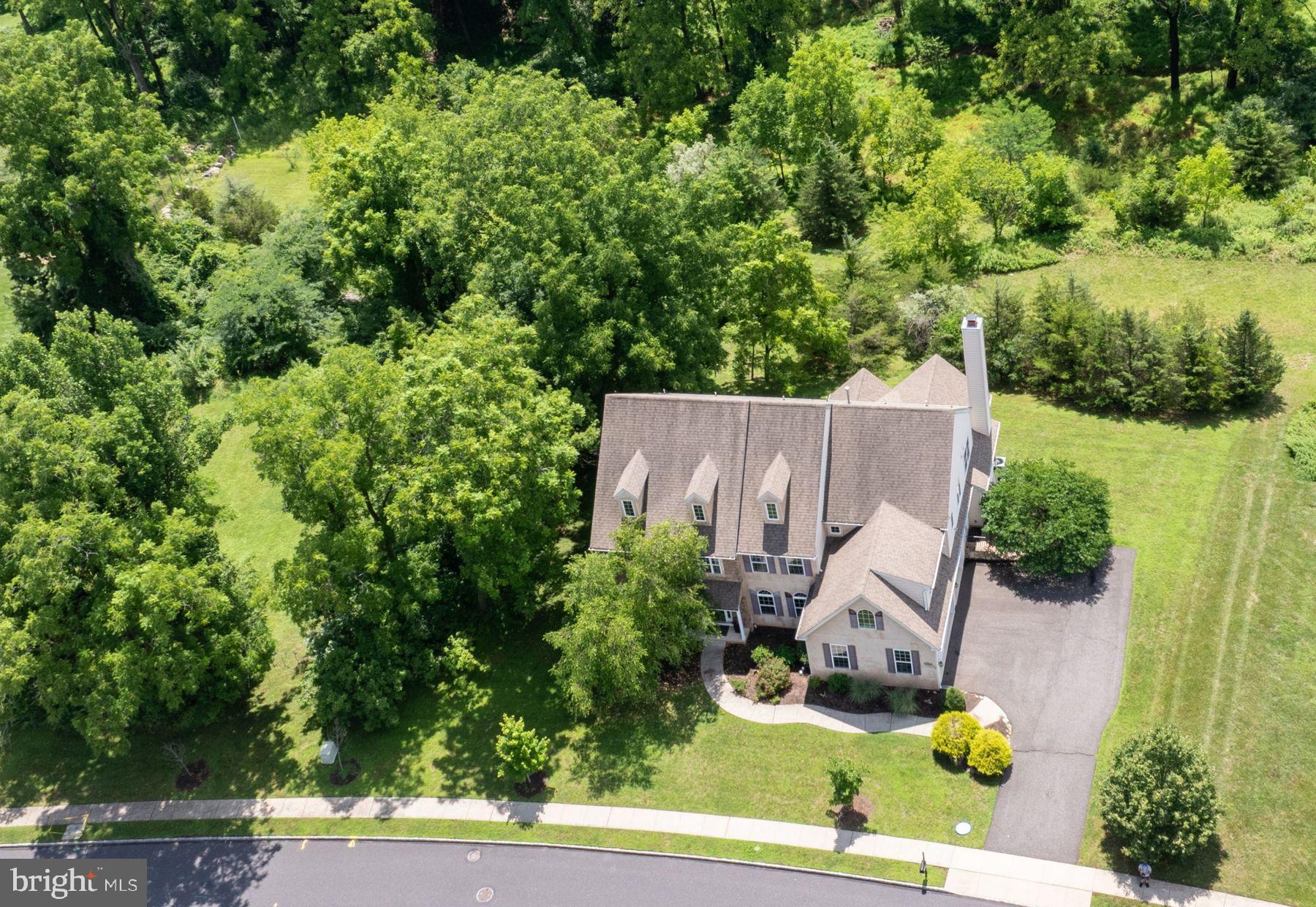 WHISPERING PINES - Residential