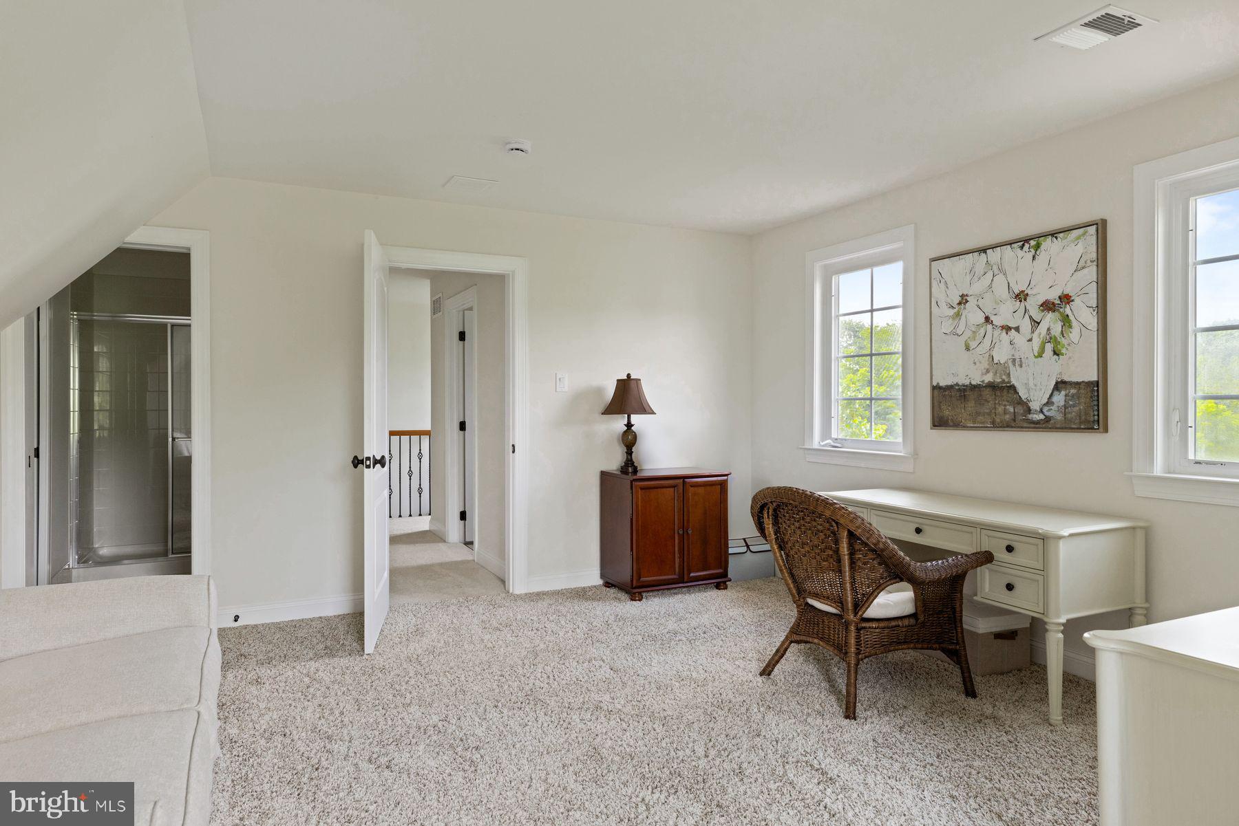 WHISPERING PINES - Residential