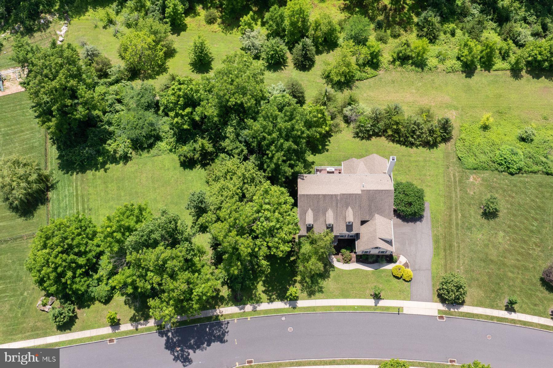 WHISPERING PINES - Residential