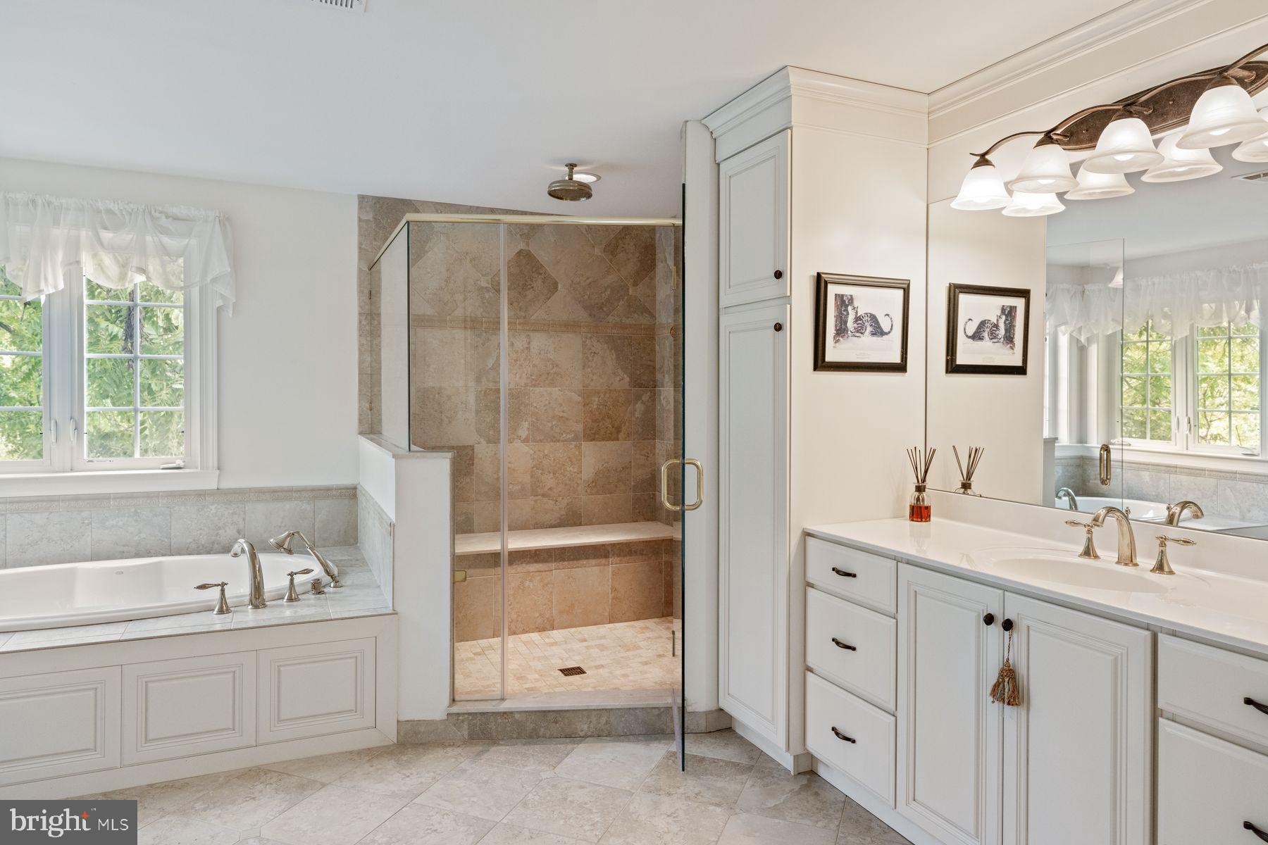 WHISPERING PINES - Residential