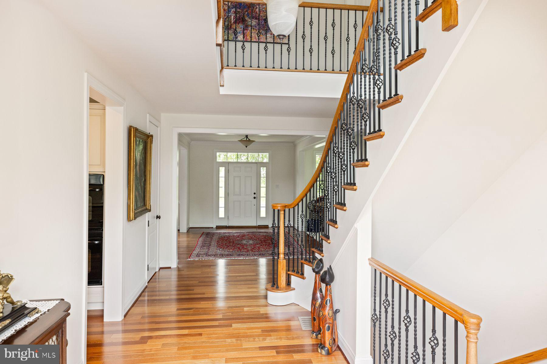 WHISPERING PINES - Residential