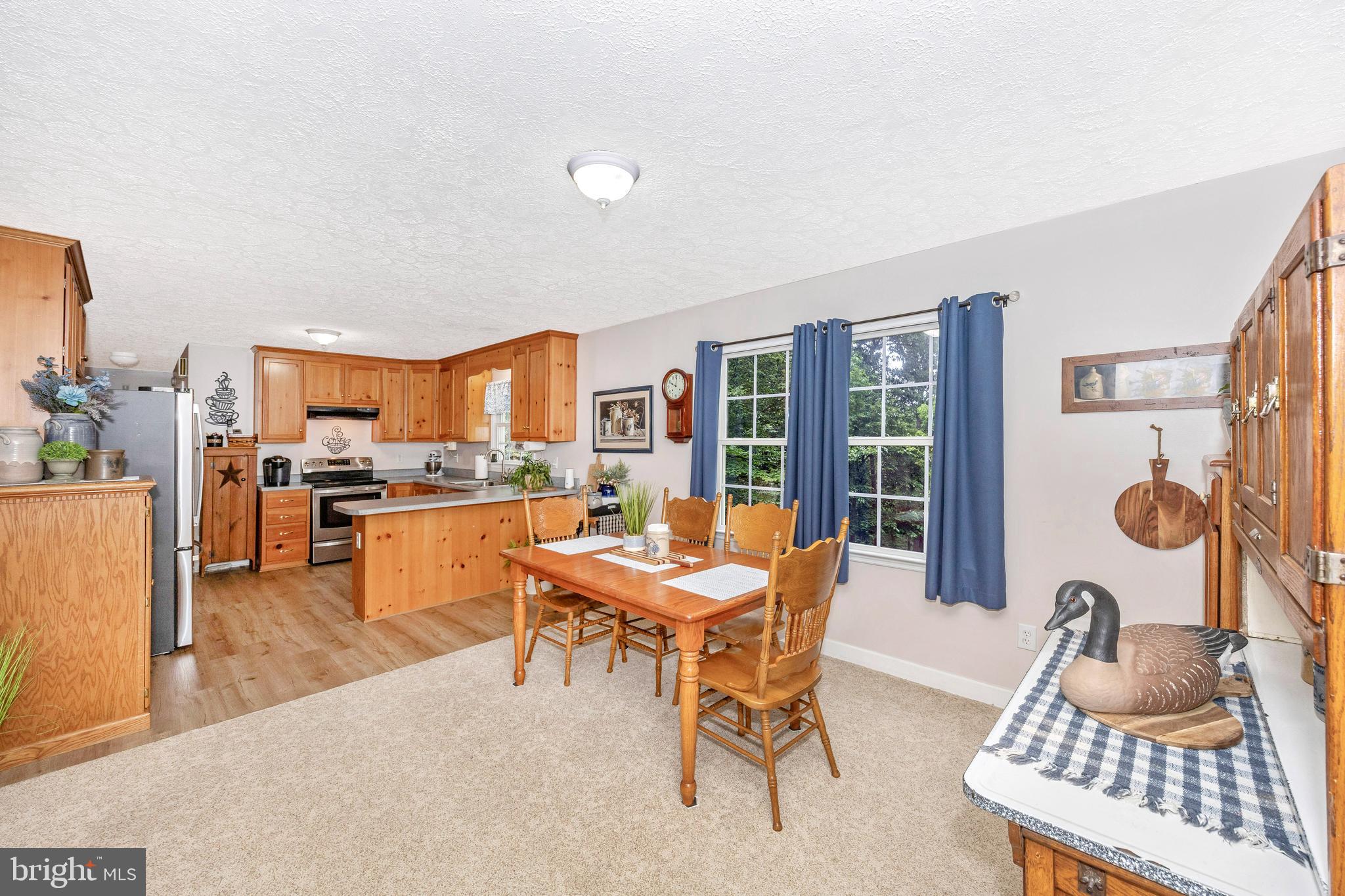 FALLING WATERS - Residential