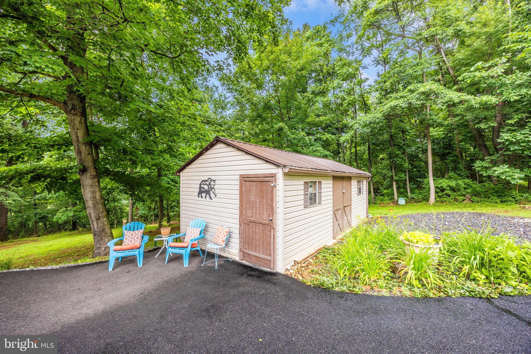 FALLING WATERS - Residential