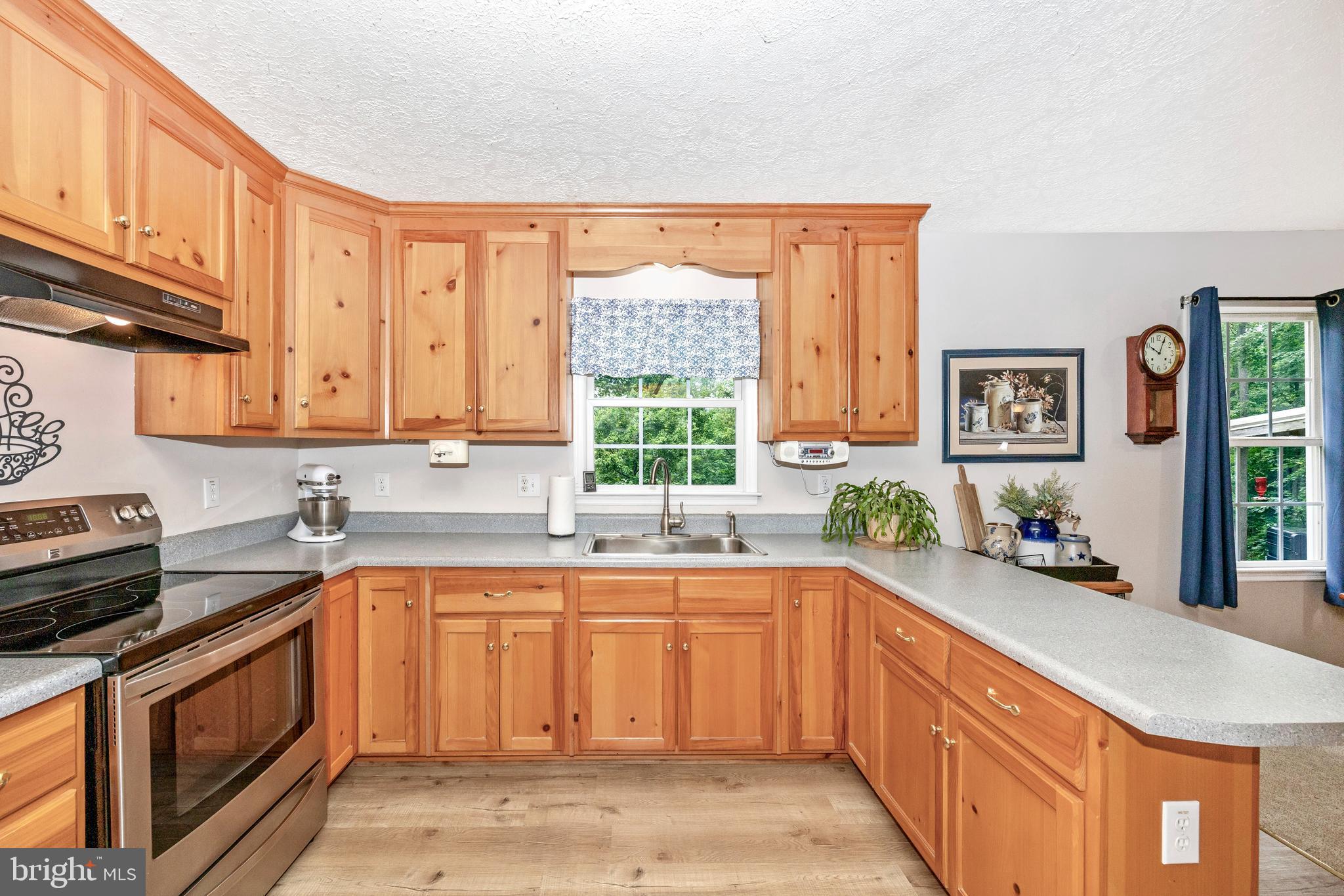 FALLING WATERS - Residential