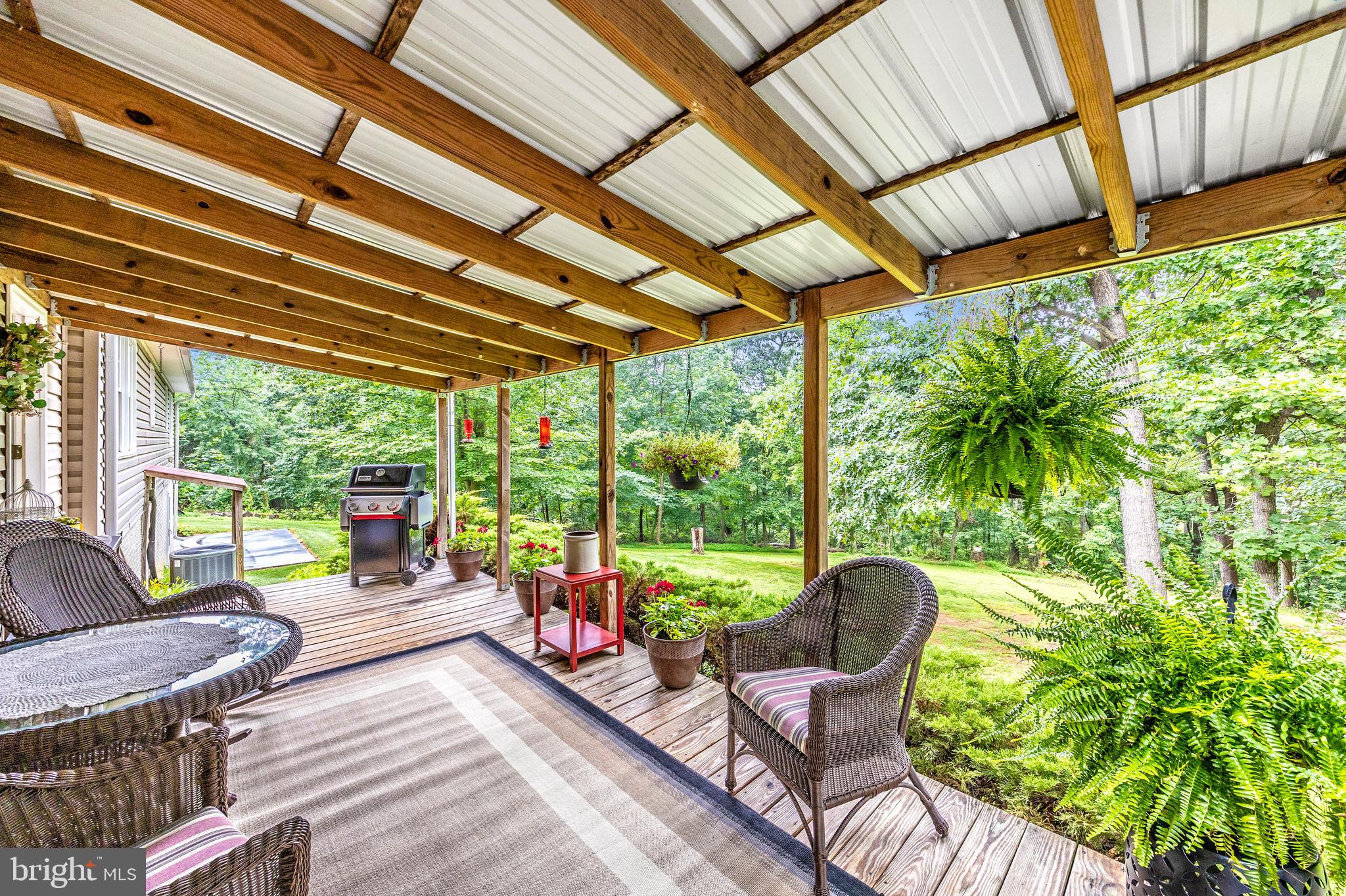 FALLING WATERS - Residential