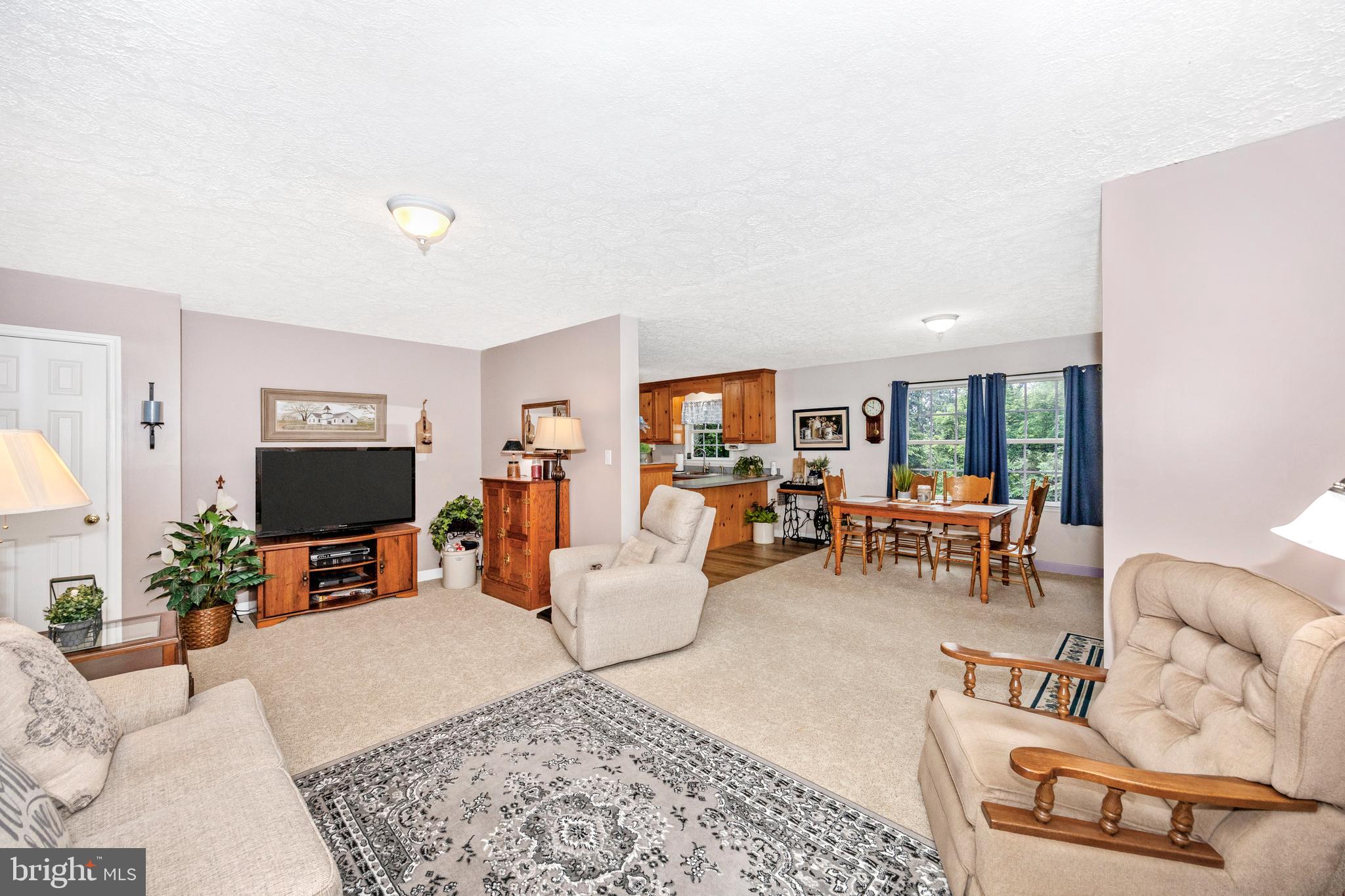 FALLING WATERS - Residential