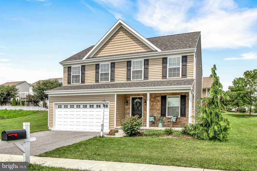 This move-in ready home is convenient to shopping and schools.  Spacious bedrooms with a large master bedroom with walk-in closet, and master bath includes a jetted tub, separate shower and a double vanity.  Cooks kitchen with island and stainless appliances included, open to dining area and family room with gas fireplace. Relax on the rear deck or front porch.  You'll enjoy this peaceful setting. Adjacent to community walking path that takes you to a community play area. Washer, dryer, refrigerator and 1-year HMS home warranty included.