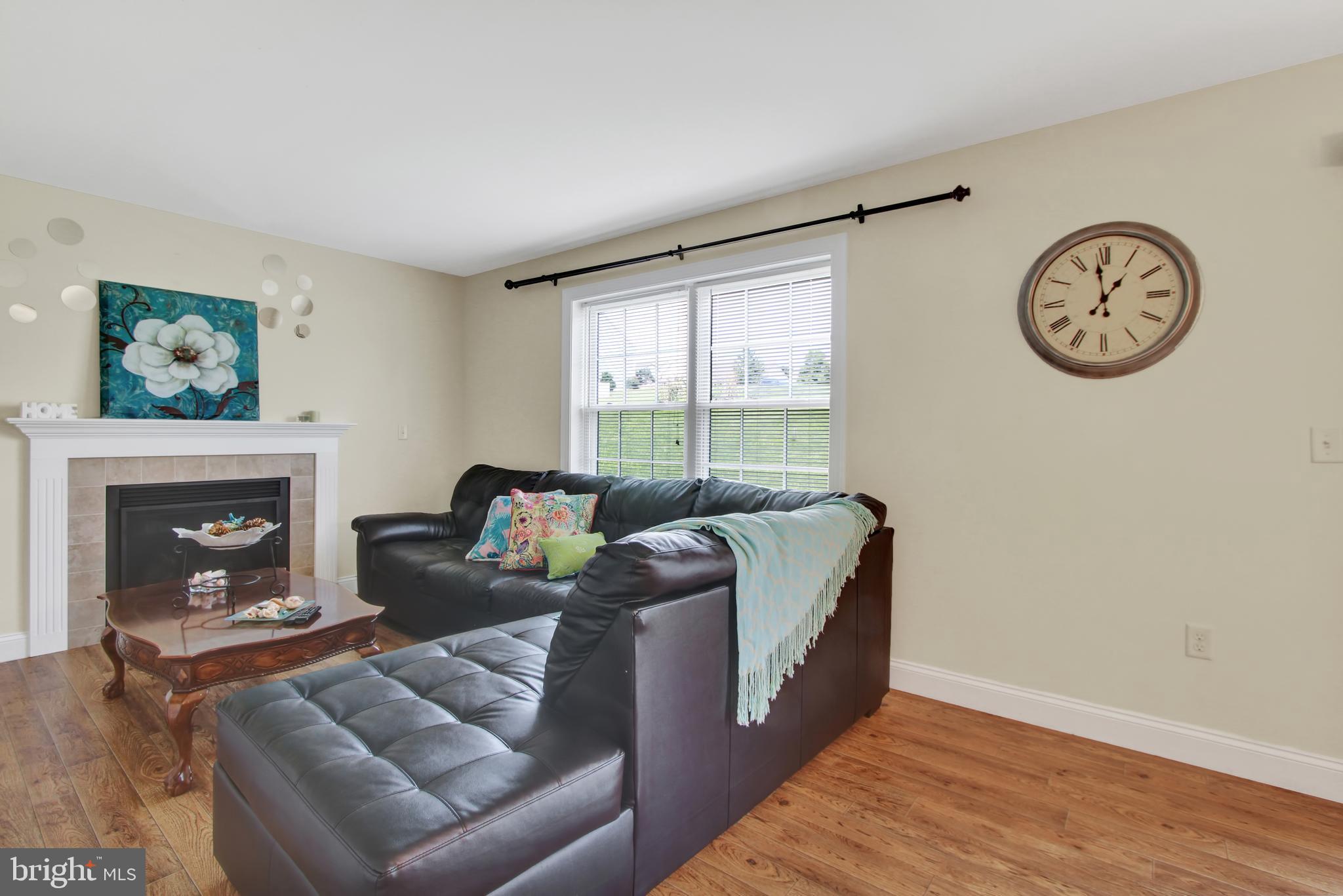 CEDAR HOLLOW - Residential