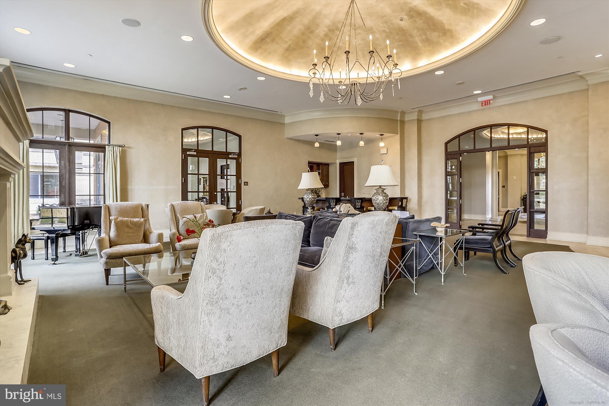 GALLERY AT WHITE FLINT - Residential