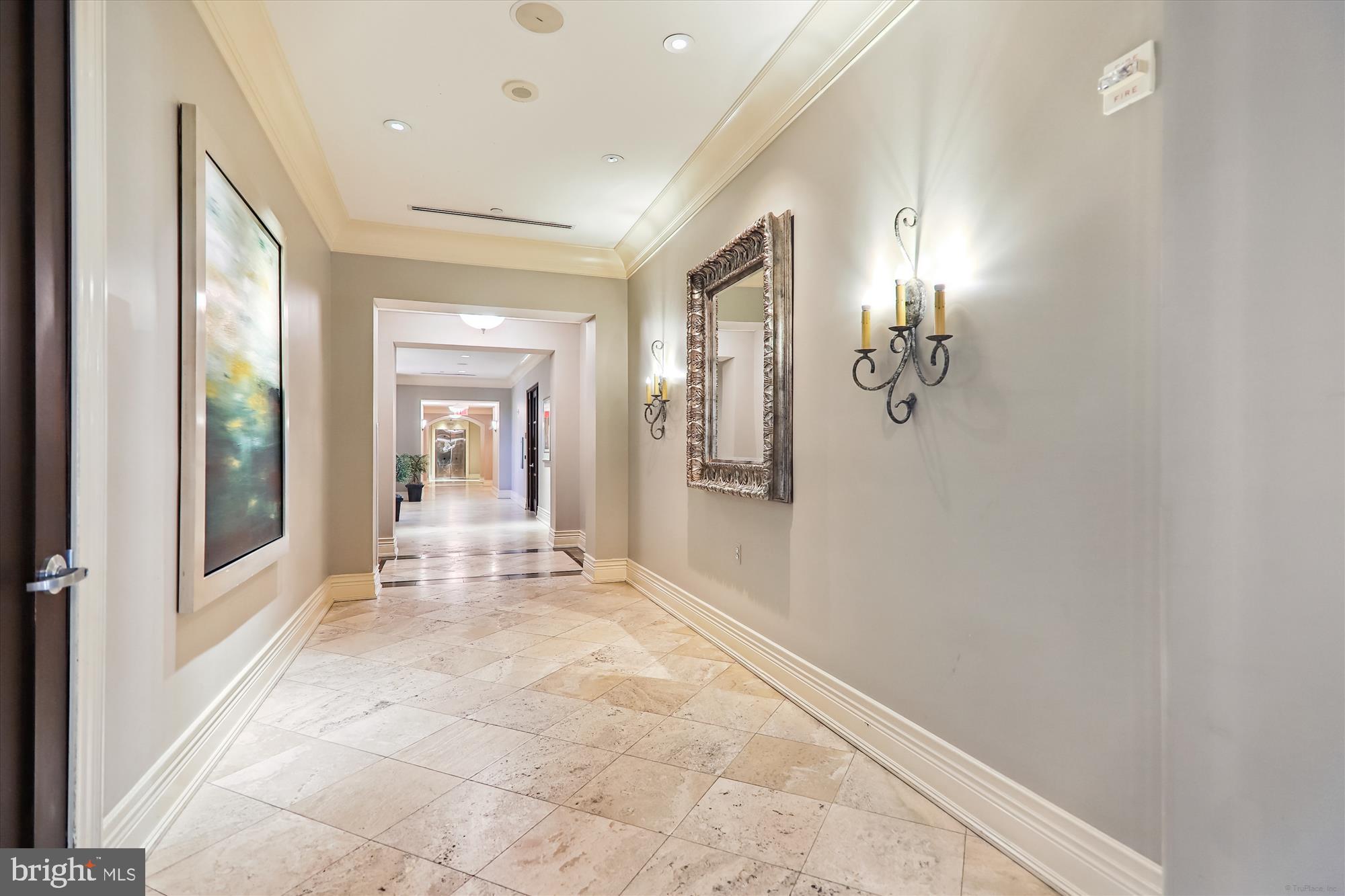 GALLERY AT WHITE FLINT - Residential