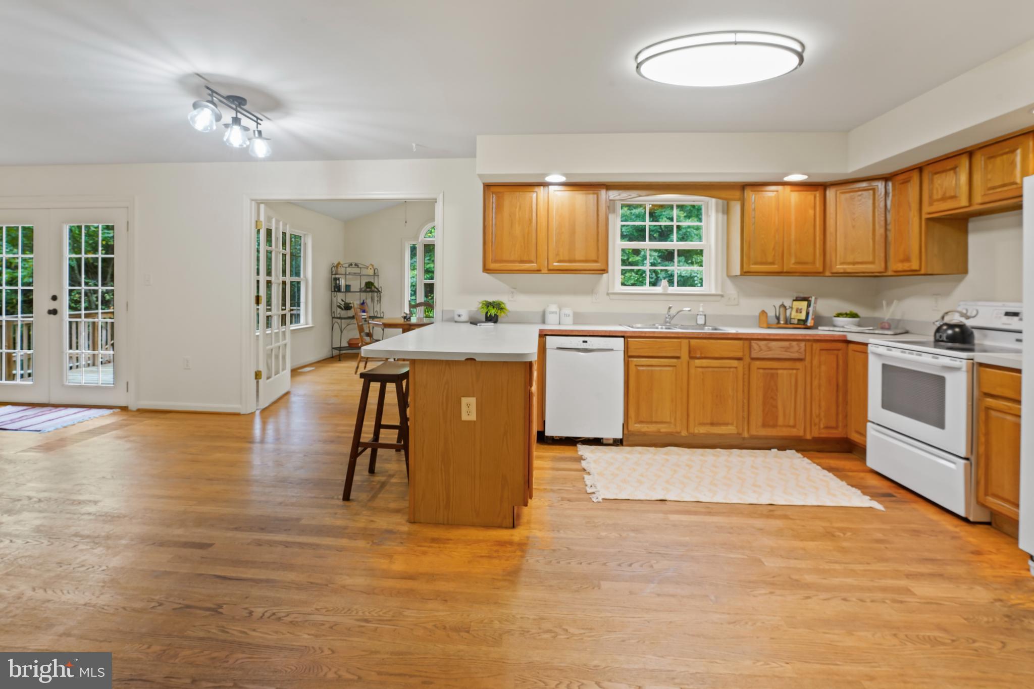 LEISURE ACRES - Residential