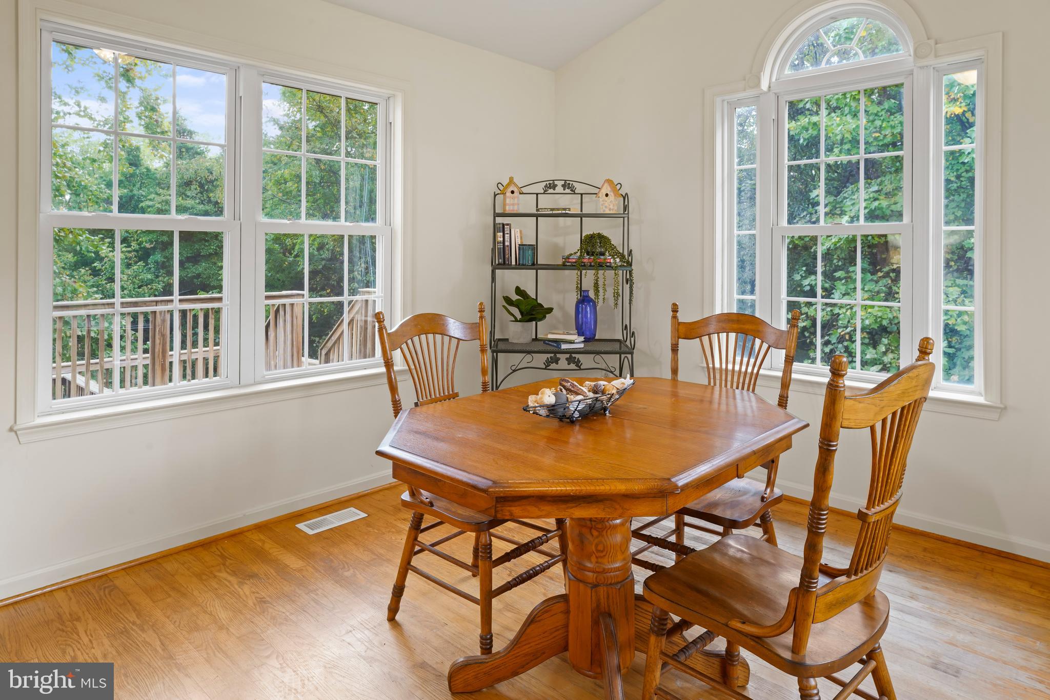 LEISURE ACRES - Residential