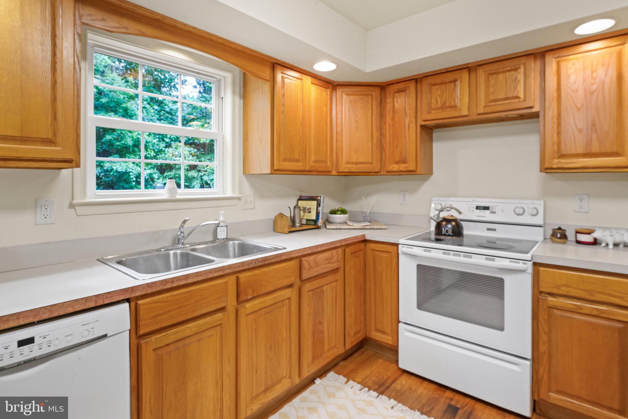 LEISURE ACRES - Residential