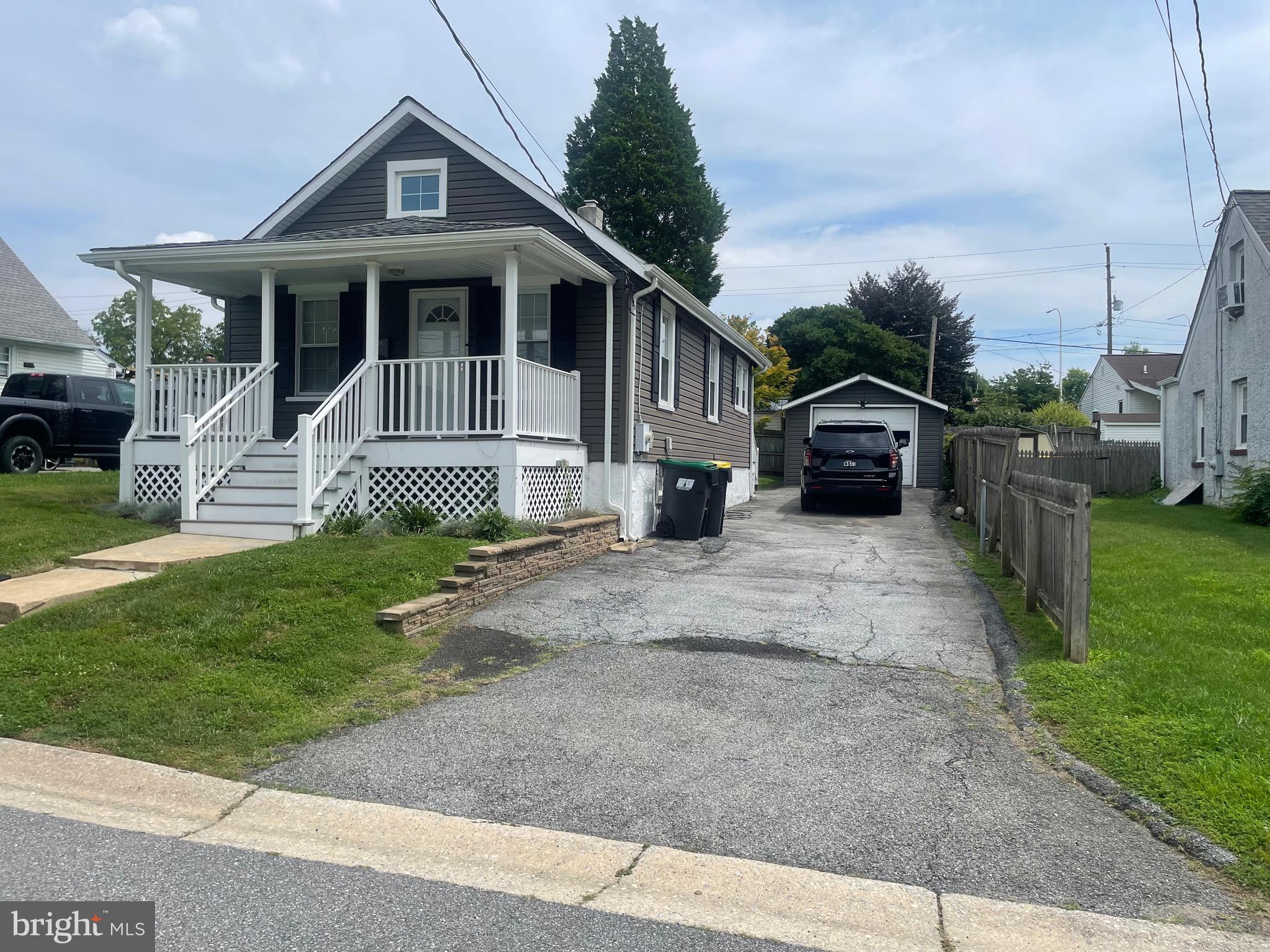 212 VIRGINIA AVENUE