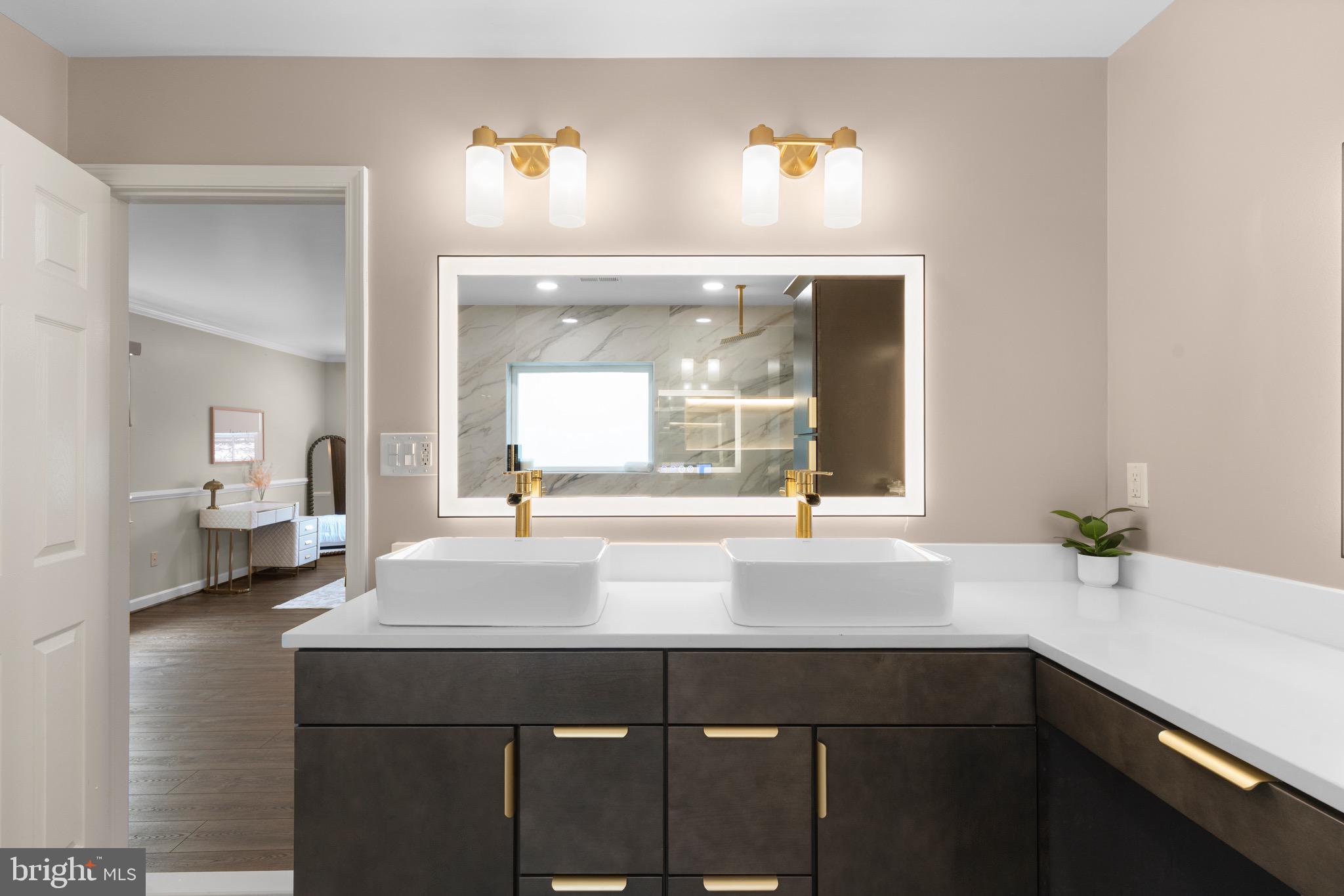 LITTLE ROCKY RUN - Residential