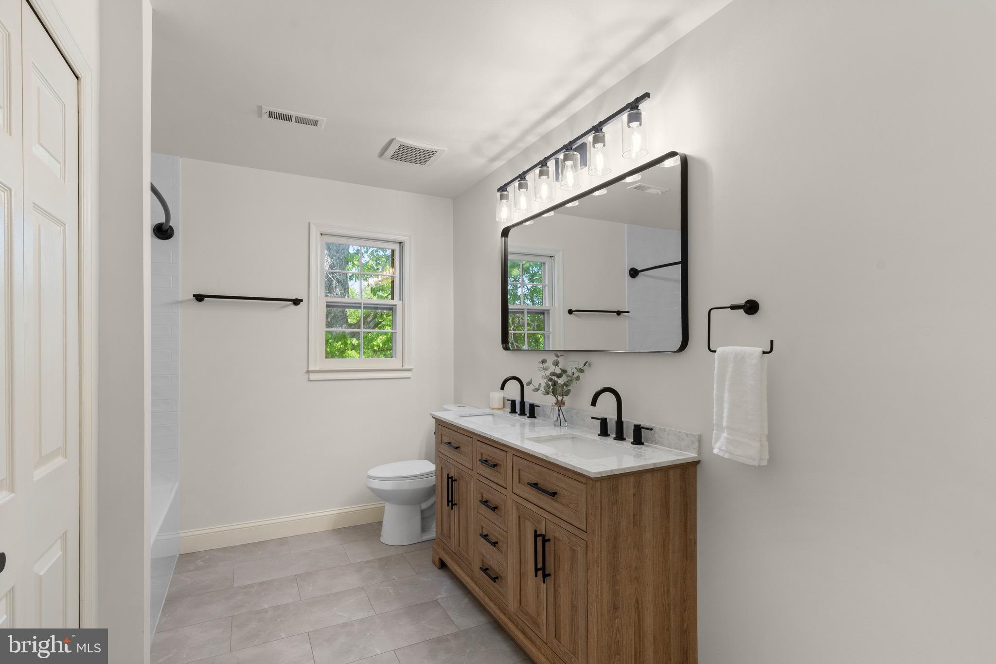 LITTLE ROCKY RUN - Residential