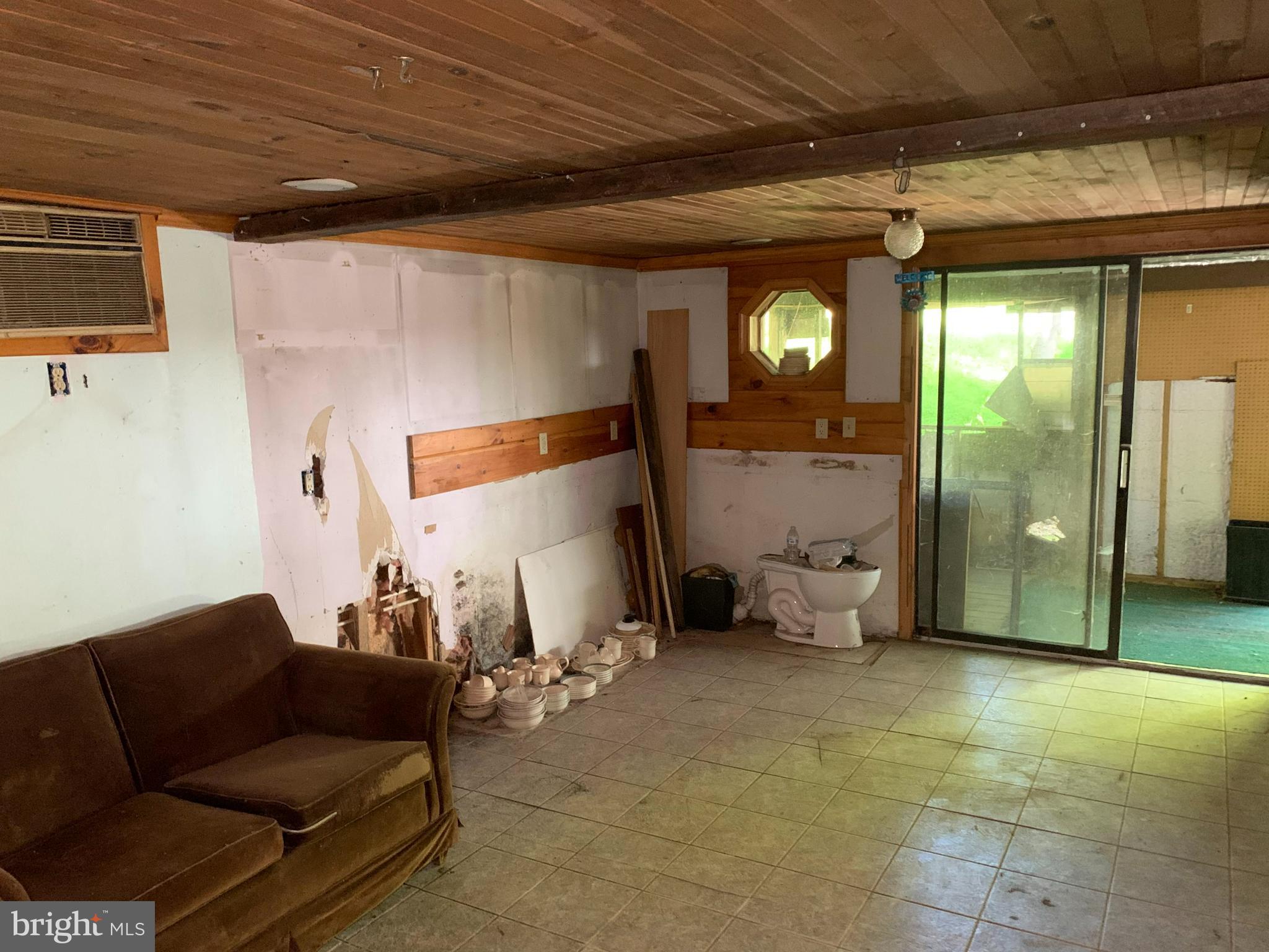 20 WHIPPOORWILL LANE