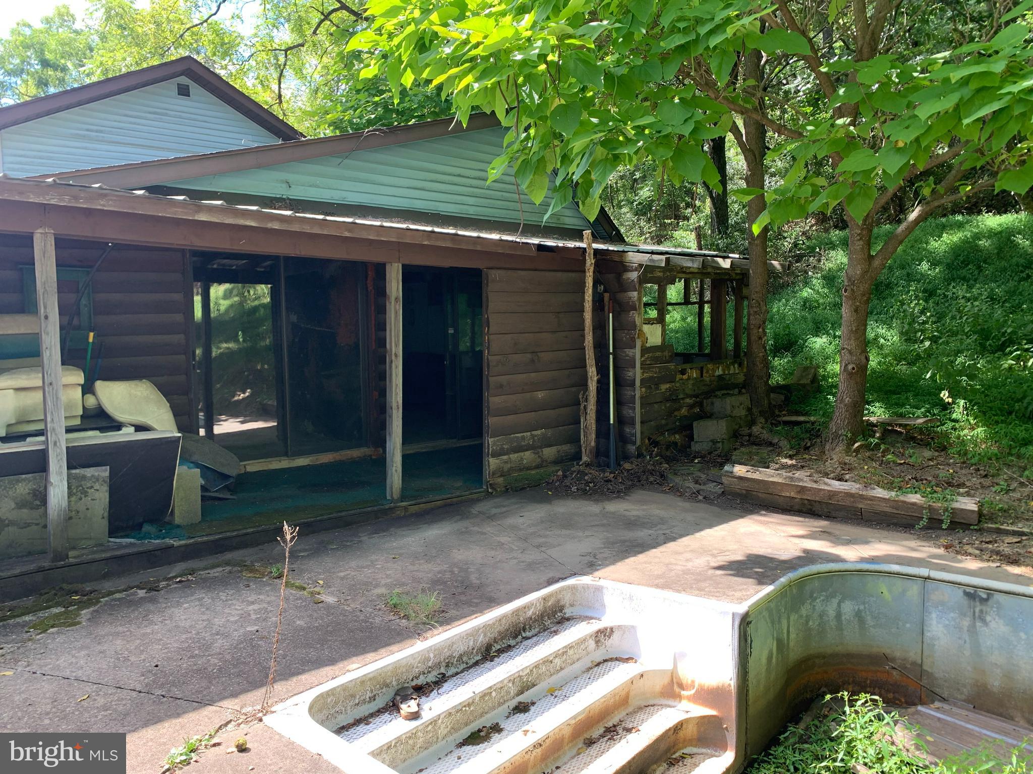 20 WHIPPOORWILL LANE