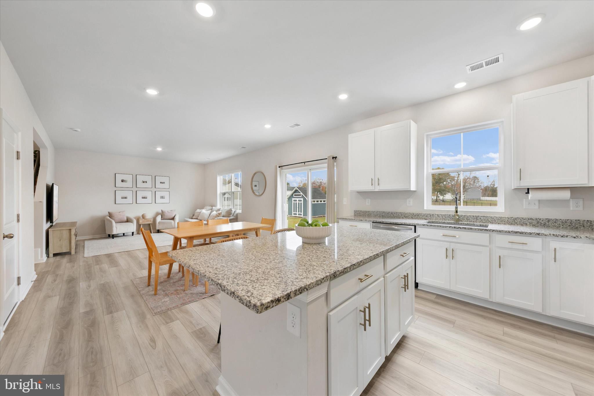 SCHOONER LANDING - Residential