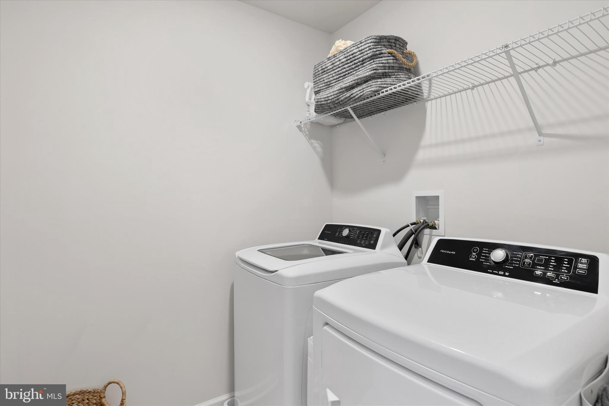 SCHOONER LANDING - Residential