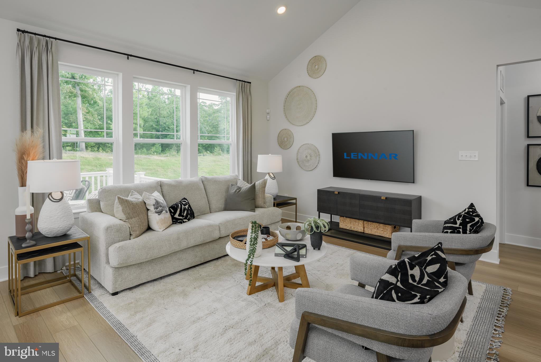 WHITE PLAINS - Residential