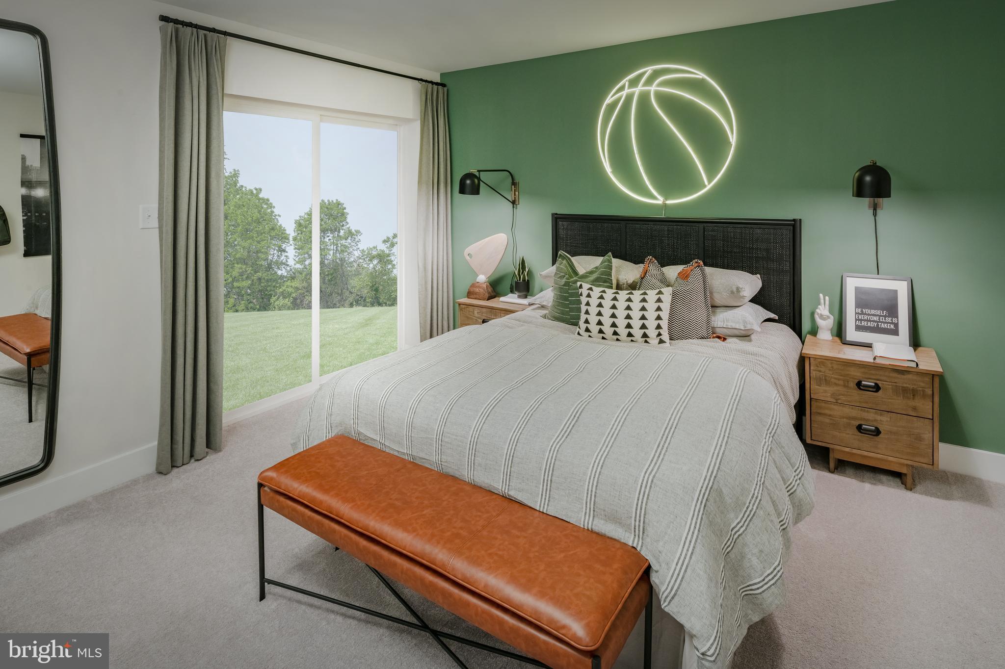 WHITE PLAINS - Residential