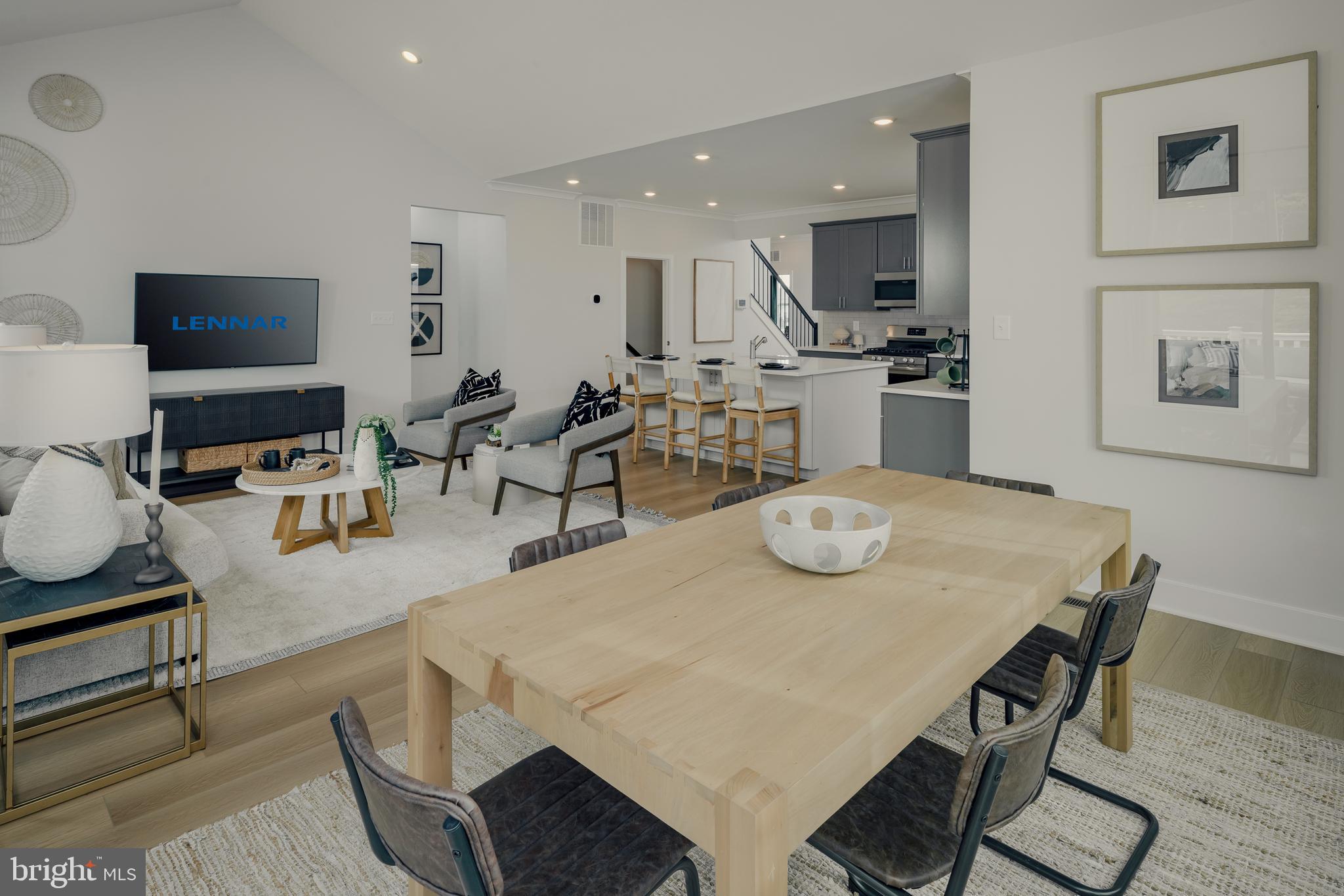 WHITE PLAINS - Residential