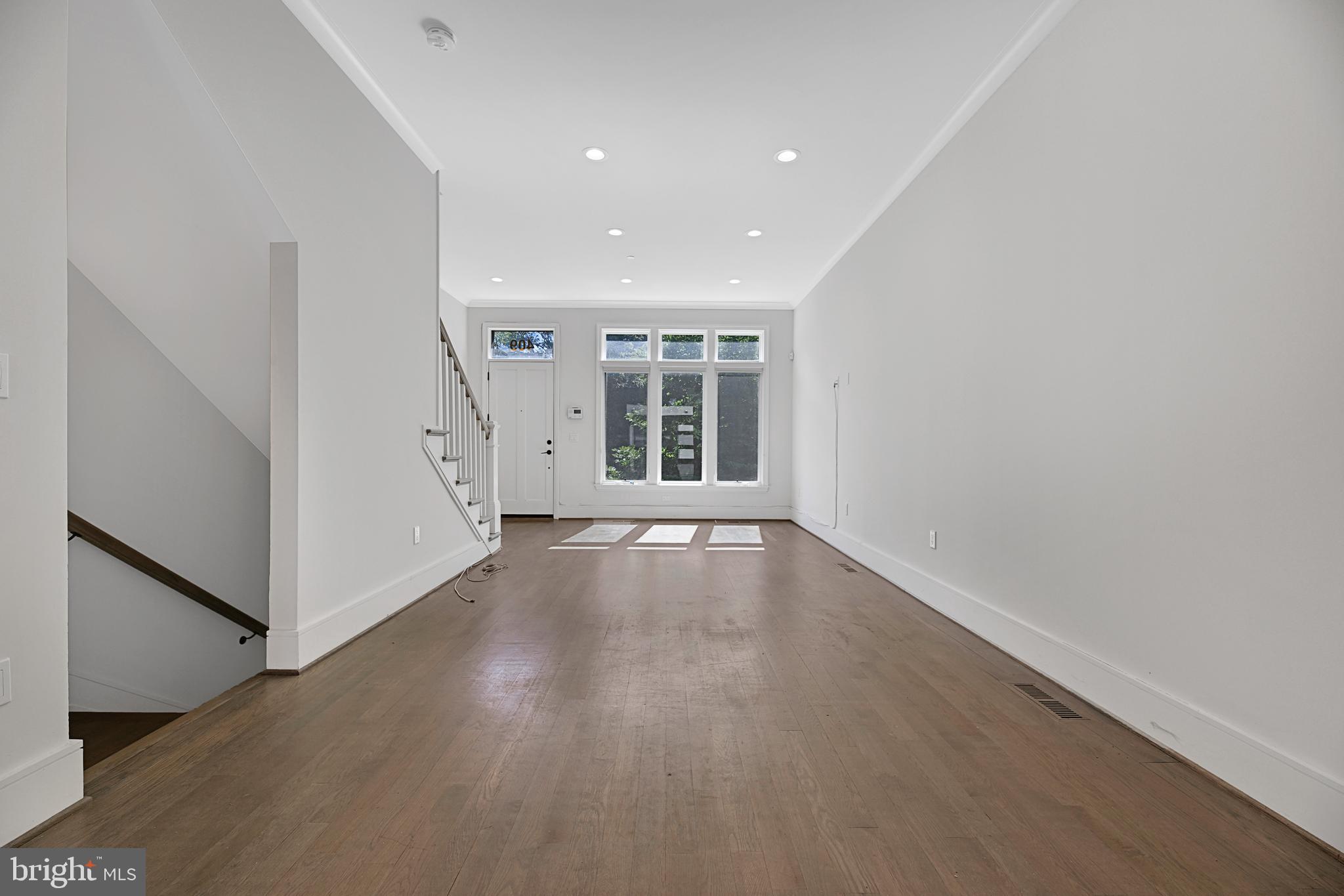 409 GUETHLER'S WAY SE