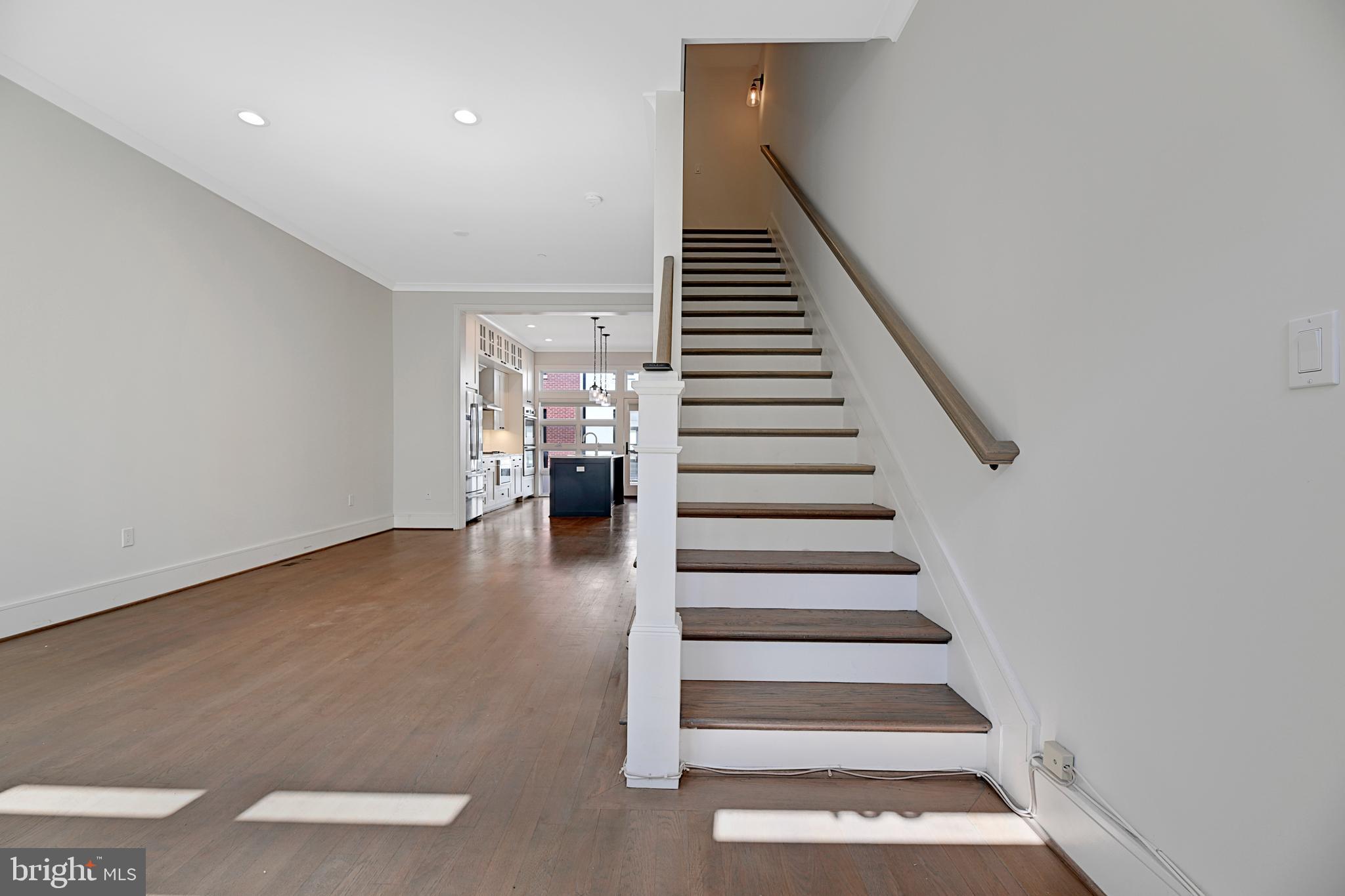 409 GUETHLER'S WAY SE