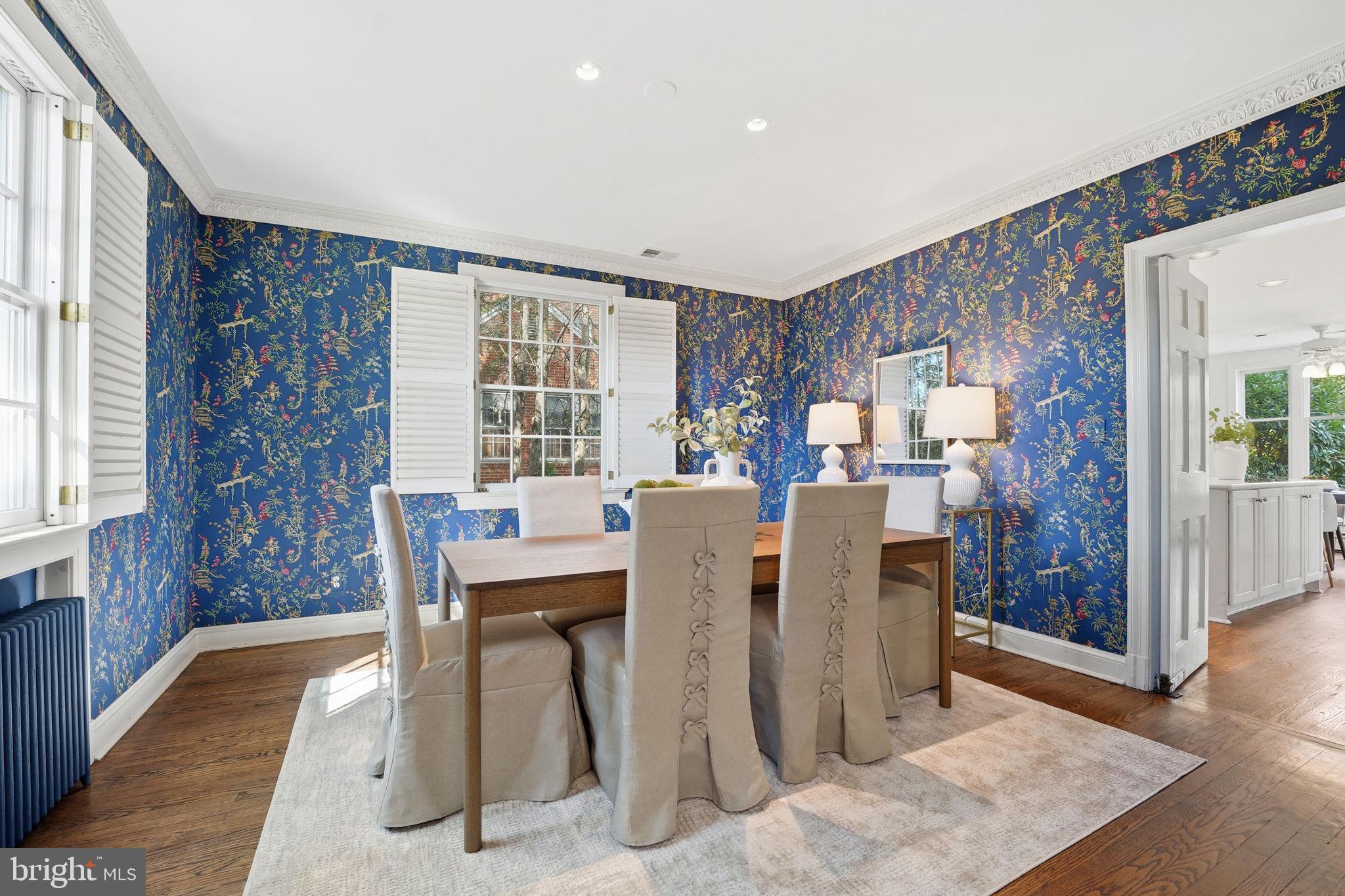 COUNTRY CLUB HILLS - Residential