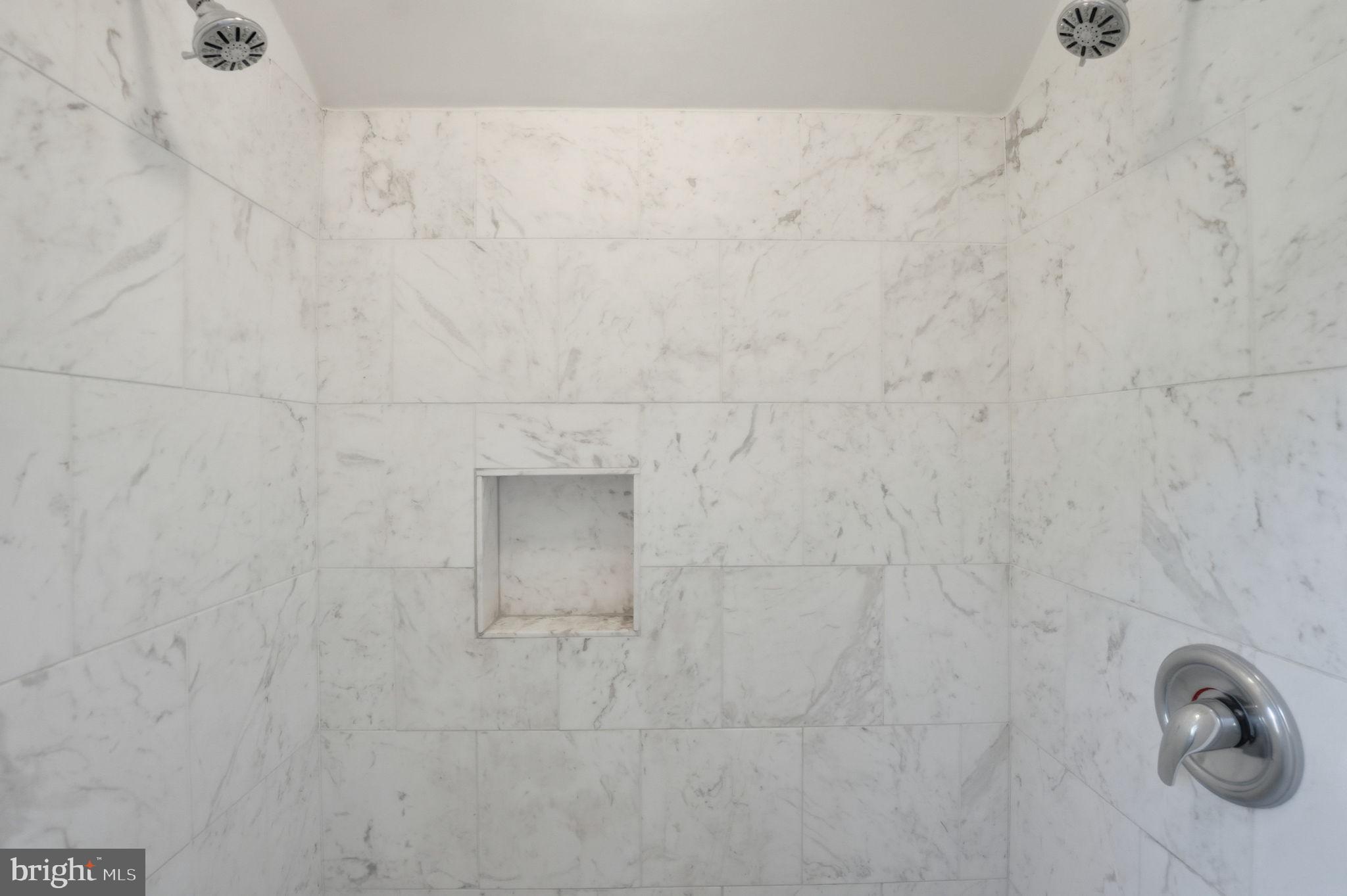 COUNTRY CLUB HILLS - Residential