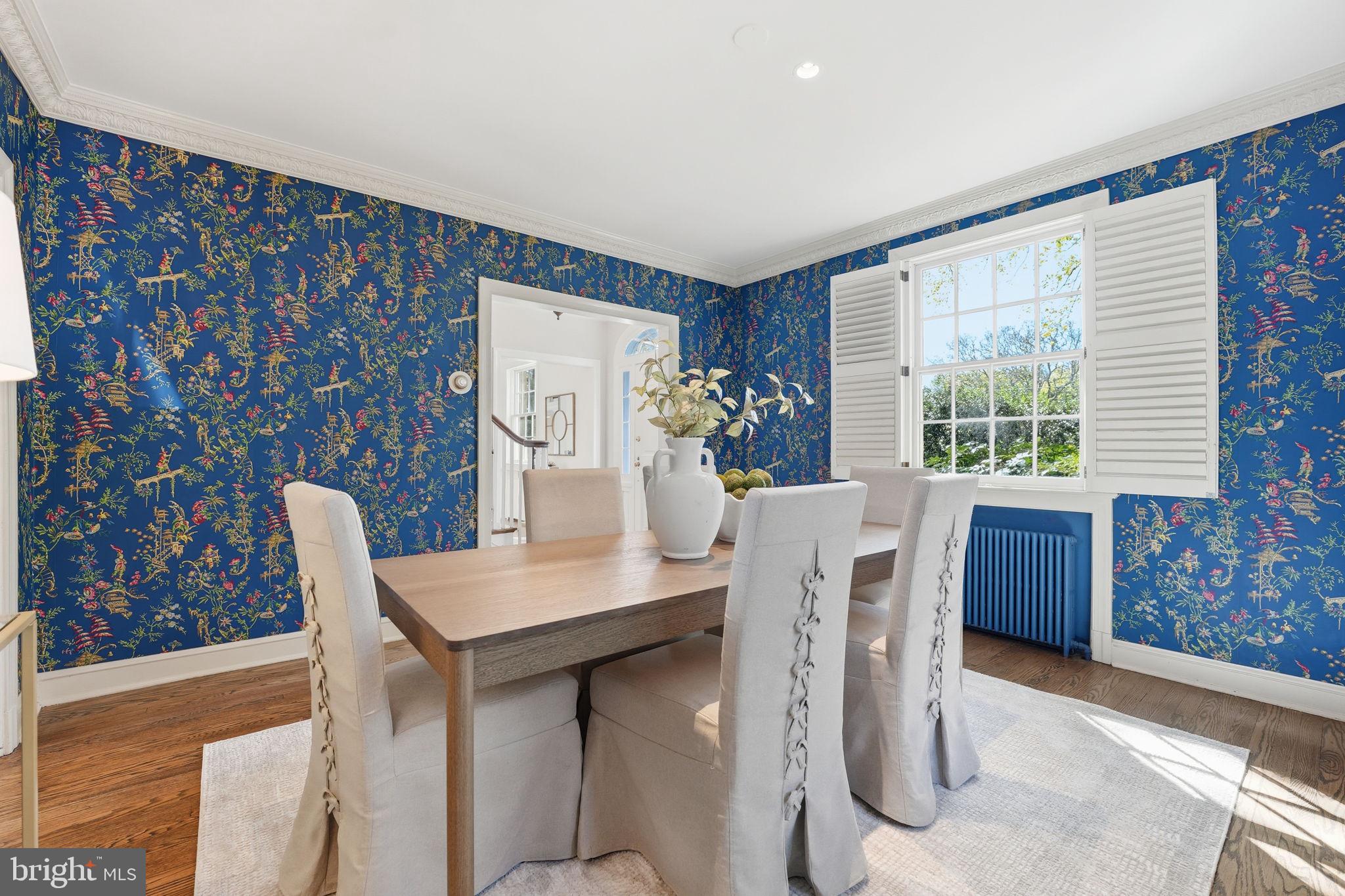 COUNTRY CLUB HILLS - Residential