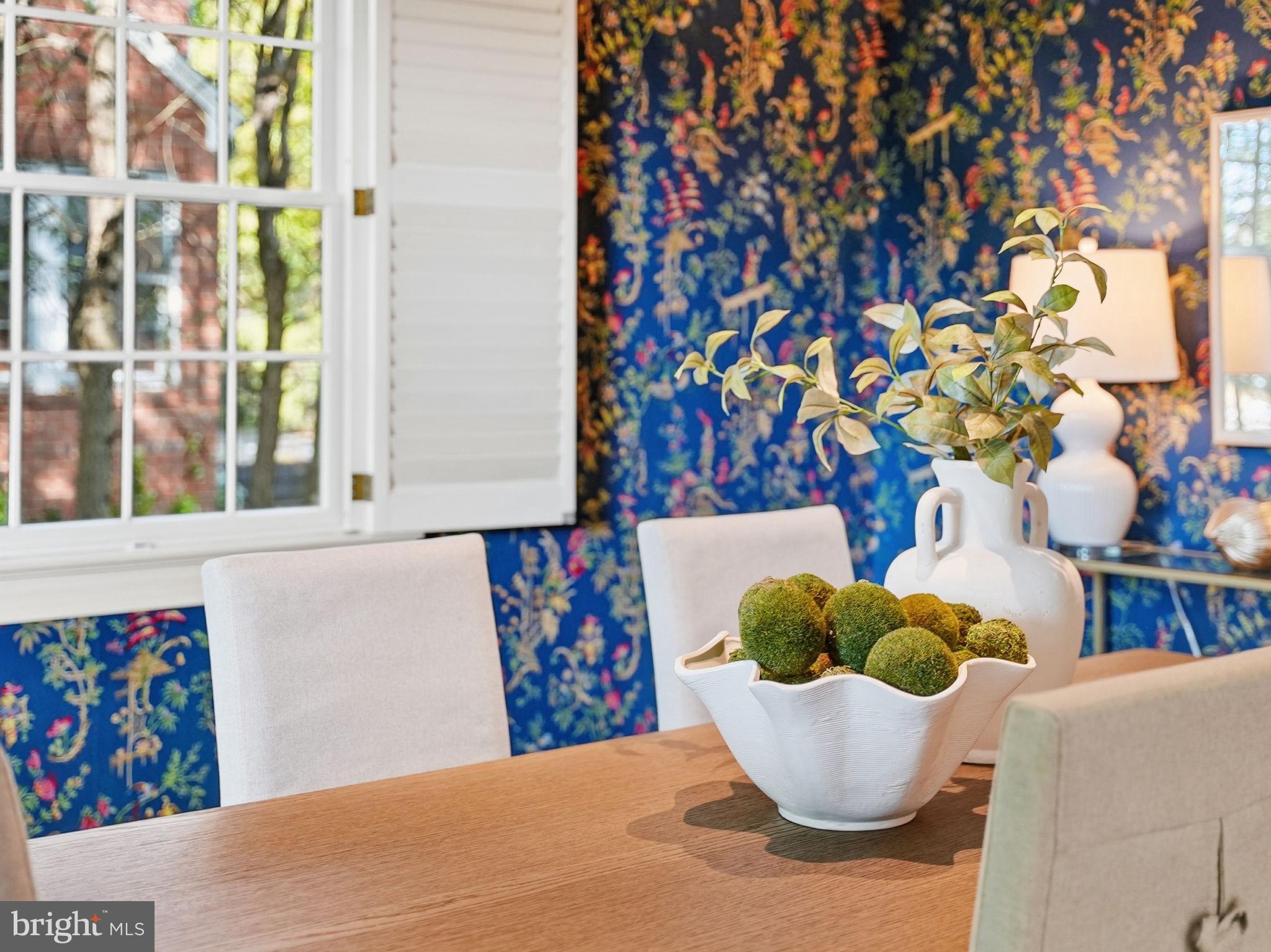 COUNTRY CLUB HILLS - Residential