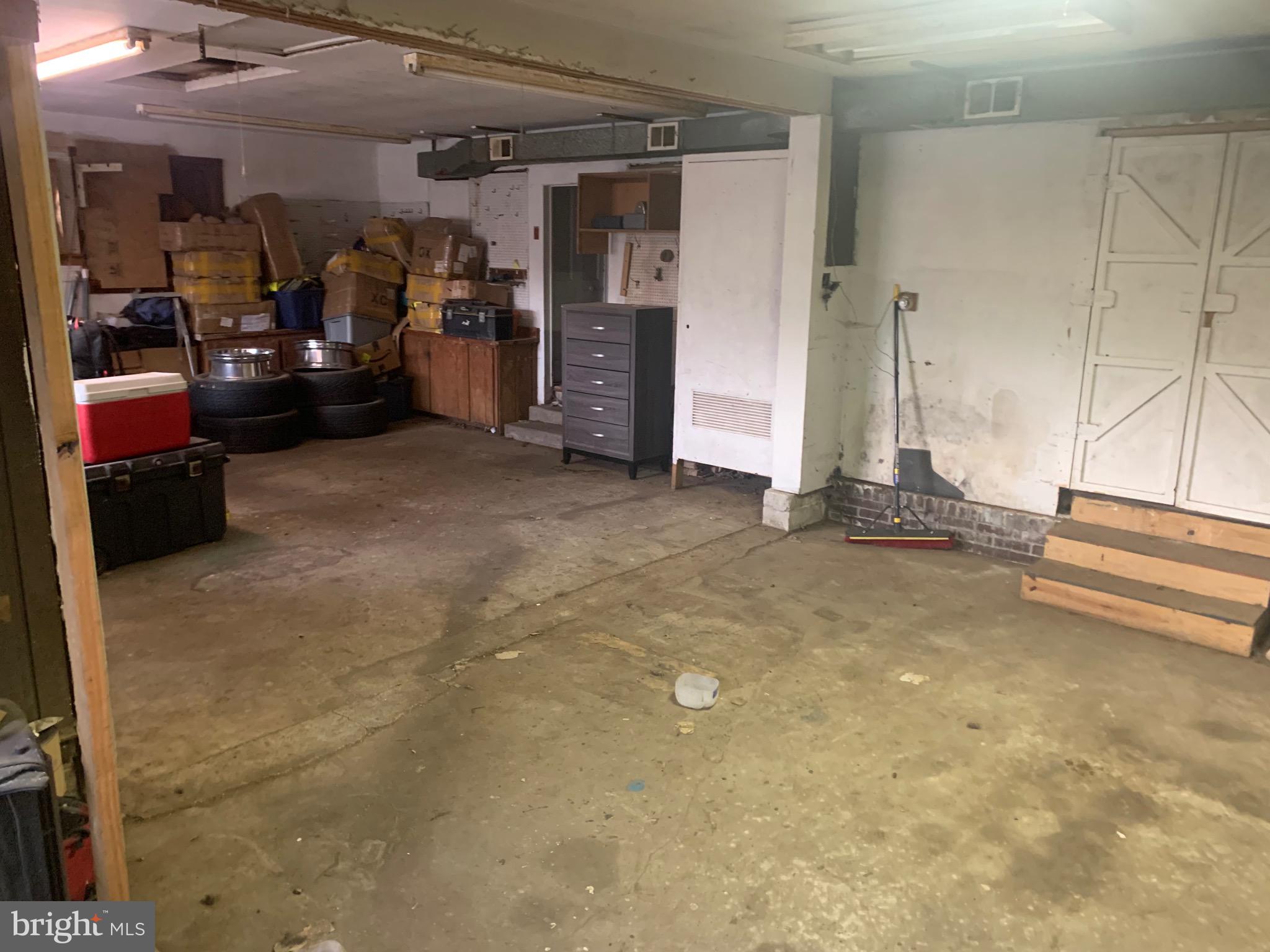 BRADBURY PARK - Residential