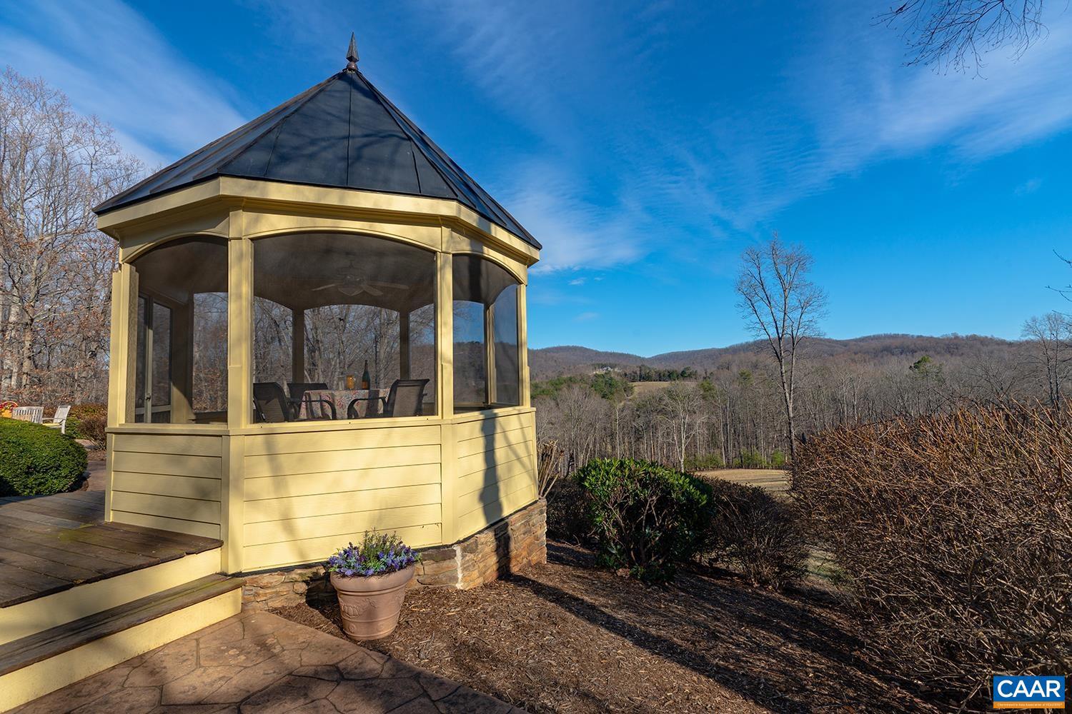 WOODCREEK - Residential