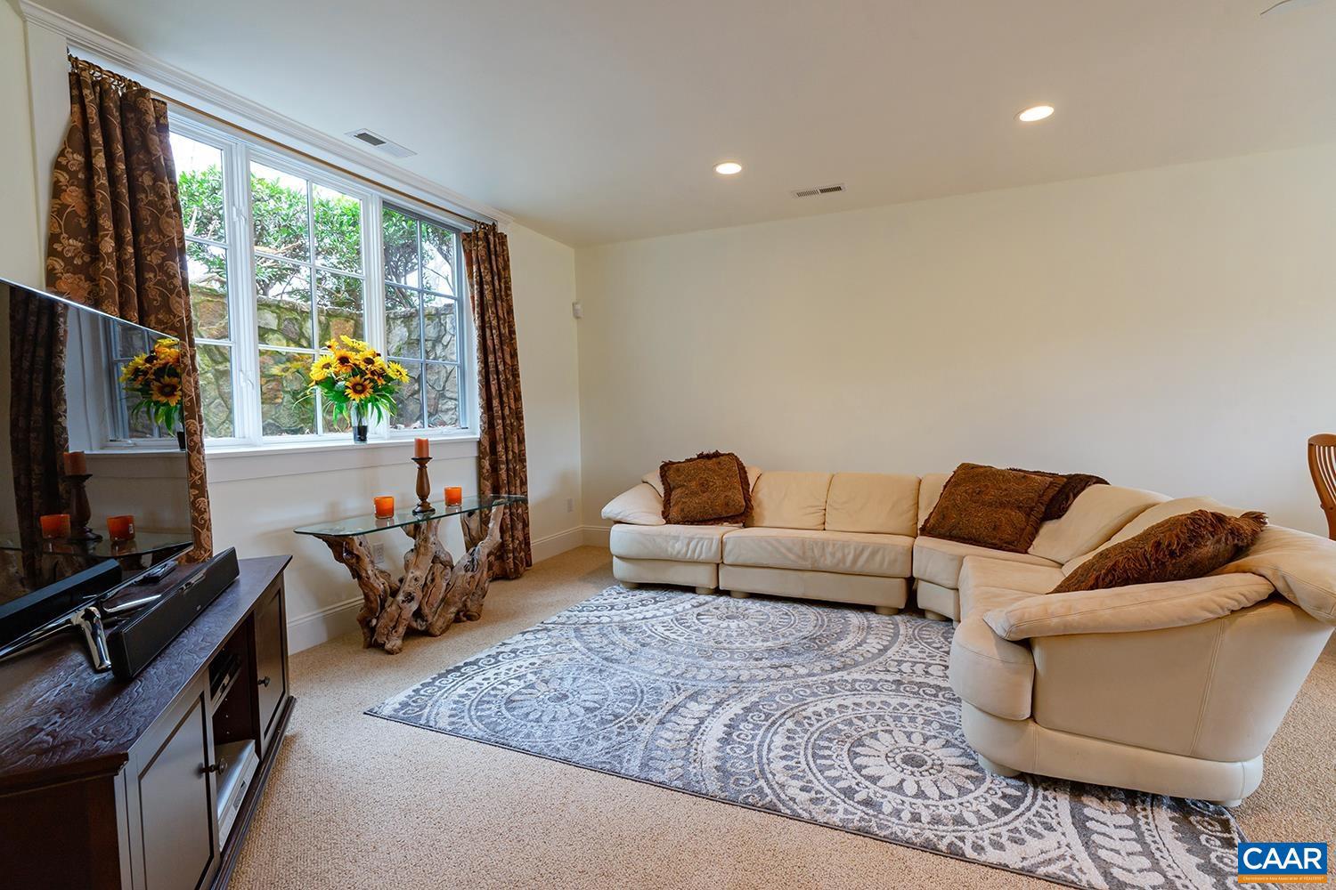 WOODCREEK - Residential