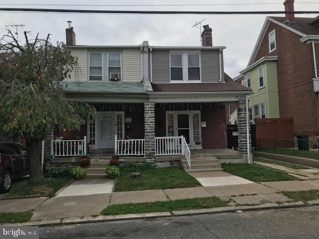 LAWNDALE - Residential
