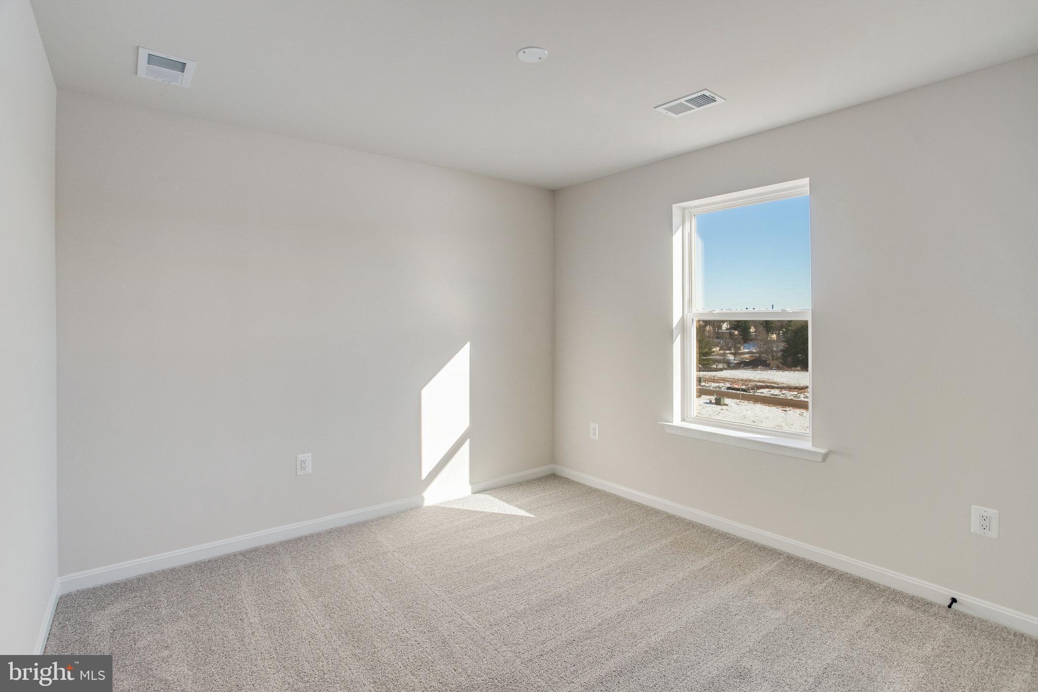 SEASONS AT ROUND MILL MEADOWS - Residential