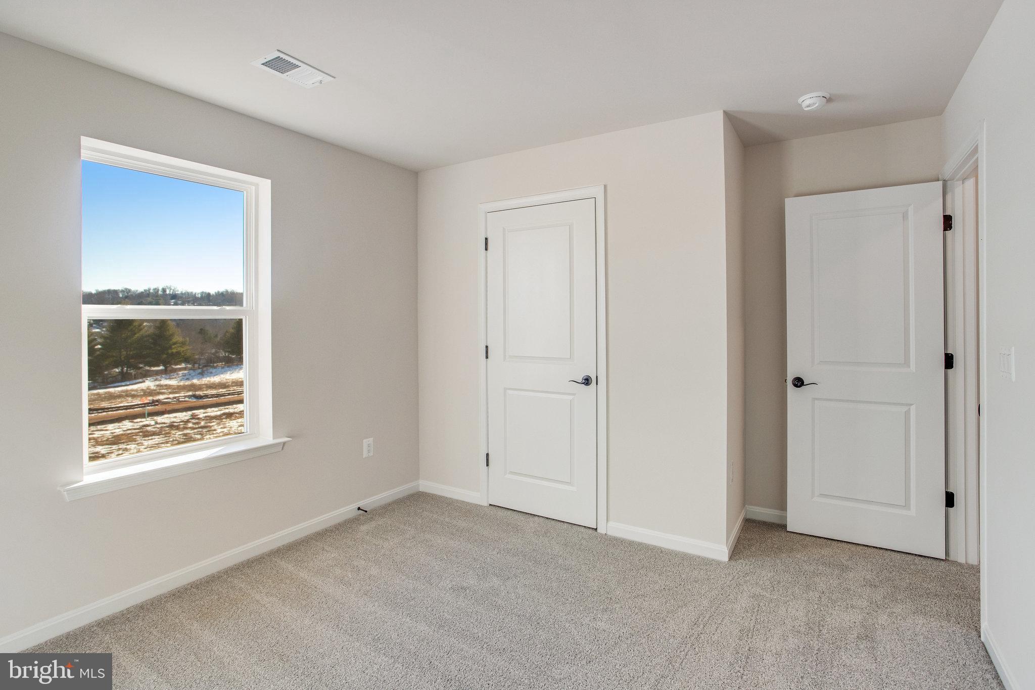 SEASONS AT ROUND MILL MEADOWS - Residential