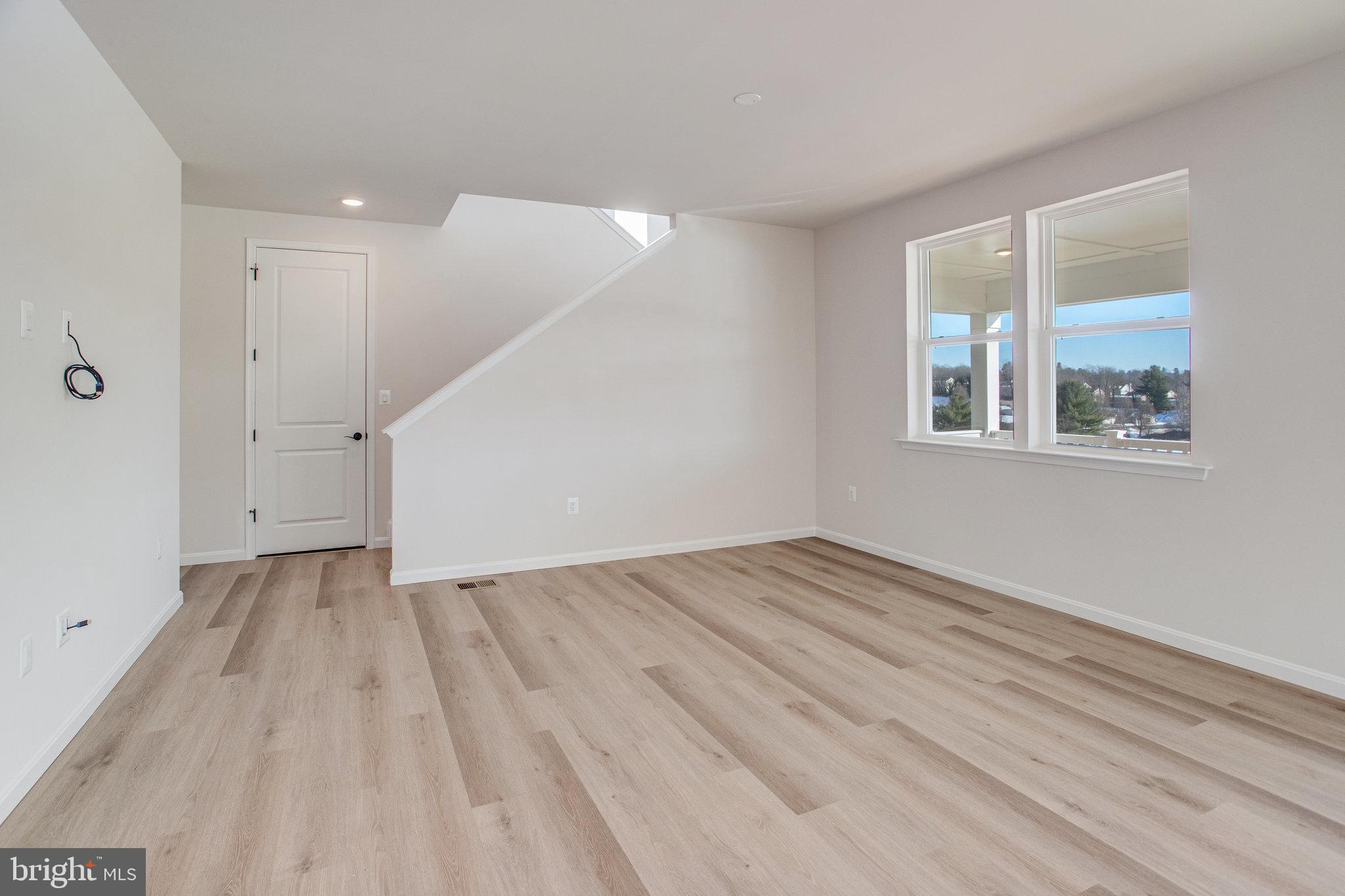 SEASONS AT ROUND MILL MEADOWS - Residential